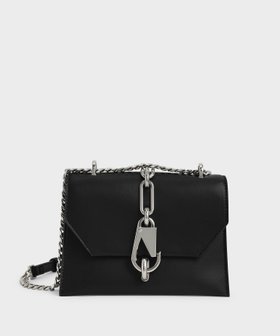 【チャールズ アンド キース/CHARLES & KEITH】のメタリックアクセント ターンロッククロスボディバッグ 人気、トレンドファッション・服の通販 founy(ファニー) ファッション Fashion レディースファッション Fashion for Women バッグ Bags ウォレット Wallet クール Cool, Chic コンパクト Compact, Small Size スマート Smart, Elegant チェーン Chain, Chain Strap ポケット Pocket, Pocket Detail |ID:prp329100004836243