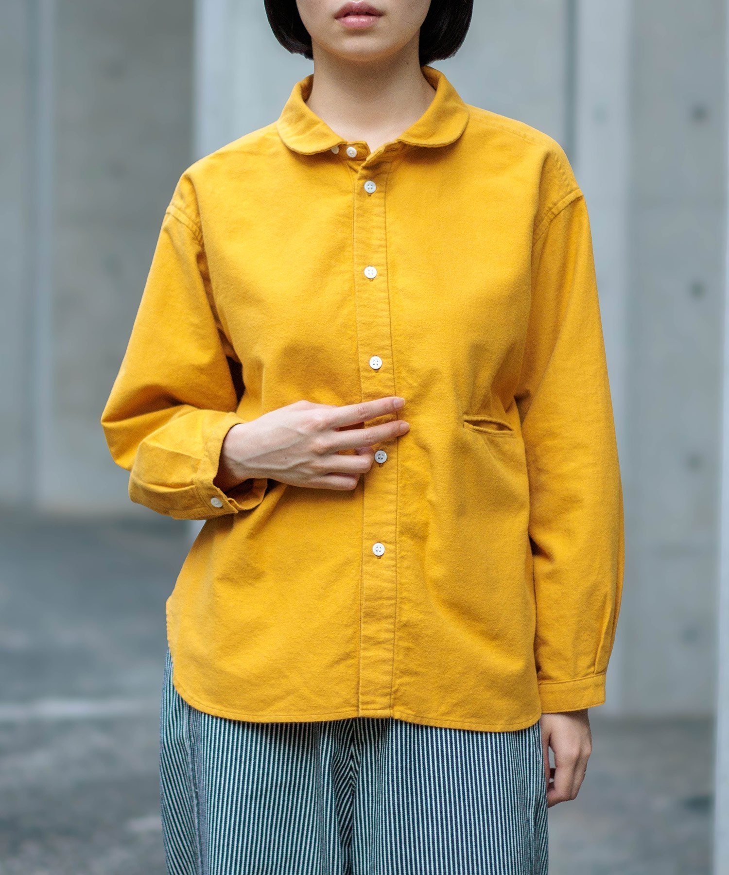 【ドミンゴ/DOMINGO】のコットンフランネル ラウンドカラーシャツ インテリア・キッズ・メンズ・レディースファッション・服の通販 founy(ファニー) 　ファッション　Fashion　レディースファッション　Fashion for Women　トップス・カットソー　Cut & Sew Tops　シャツ・ブラウス・オフィスカジュアル　Elegant Blouses & Button-Ups　ショルダー　Shoulder, Shoulder Strap　トレンド　Trend, Trending Now　ドロップ　Drop Shoulder, Dropped Style　ベーシック　Basic, Essential　ポケット　Pocket, Pocket Detail　ラウンド　Round, Round Neck　ワイド　Wide, Wide Fit　冬　Winter / This Winter　A/W・秋冬　Autumn/Winter　おすすめ　Recommended / Our Picks　マスタード|ID: prp329100004836274 ipo3291000000035227992