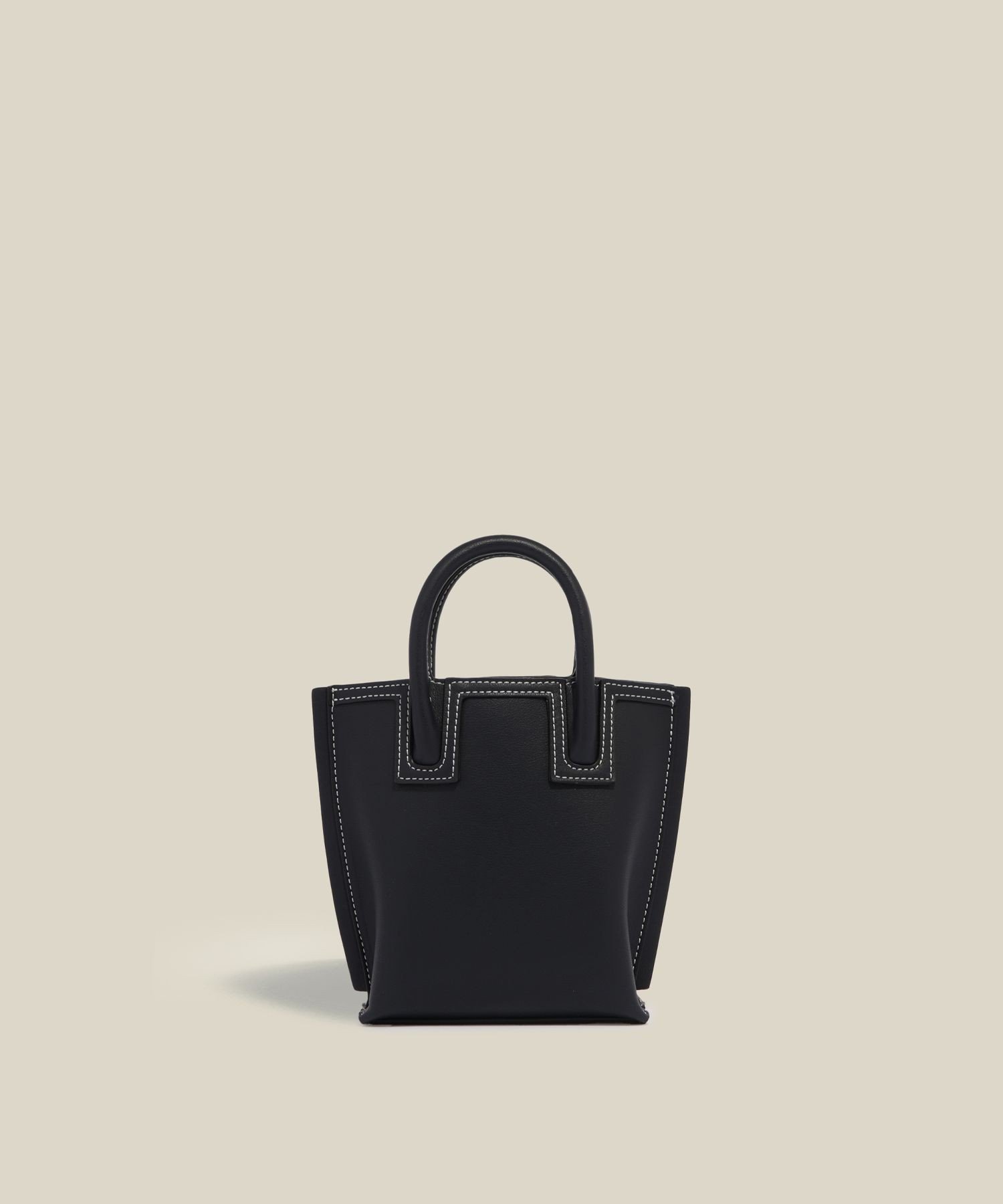 【ロペ/ROPE'】の【E POR】Ree BAG Mini【WEB限定】【超軽量】 インテリア・キッズ・メンズ・レディースファッション・服の通販 founy(ファニー) 　ファッション　Fashion　レディースファッション　Fashion for Women　エレガント 上品　Elegant　軽量　Lightweight, Ultra Light　ショルダー　Shoulder, Shoulder Strap　ポケット　Pocket, Pocket Detail　おすすめ　Recommended / Our Picks　旅行　Travel　ビジネス 仕事 通勤　Business / Work / Commuting　ネイビー(40)|ID: prp329100004836278 ipo3291000000035228056