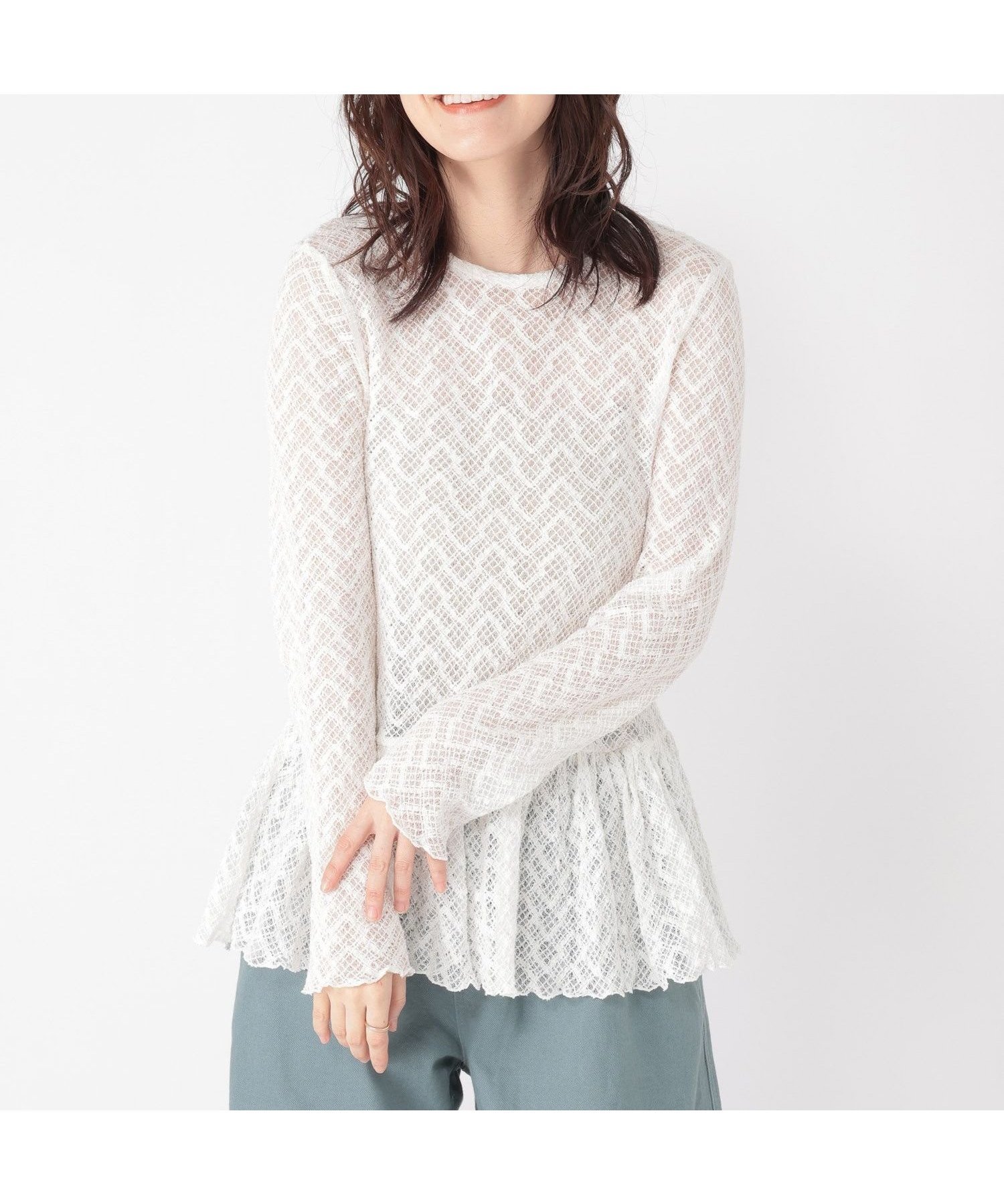 【スタディオ クリップ/studio CLIP】のレースギャザー切り替えロングスリーブプルオーバー インテリア・キッズ・メンズ・レディースファッション・服の通販 founy(ファニー) 　ファッション　Fashion　レディースファッション　Fashion for Women　トップス・カットソー　Cut & Sew Tops　カジュアルプルオーバー・ニットトップス　Pullovers & Knit Tops / Casual Pullovers　おすすめ　Recommended / Our Picks　インナー　Innerwear　ギャザー　Gathered, Ruffled　シンプル　Simple, Minimal　ストレッチ　Stretch, Stretchy Fabric　デニム　Denim, Jeans Material　フィット　Fit, Slim Fit　メッシュ　Mesh, Net Fabric　レース　Lace, Lace Fabric　オフホワイト11|ID: prp329100004836367 ipo3291000000035228650