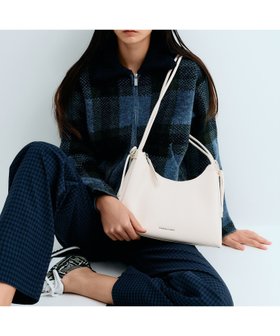 【チャールズ アンド キース/CHARLES & KEITH】のHazel ヘーゼル ボウホーボーバッグ 人気、トレンドファッション・服の通販 founy(ファニー) ファッション Fashion レディースファッション Fashion for Women バッグ Bags |ID:prp329100004836539