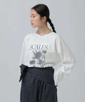 【レプシィム ローリーズファーム/LEPSIM LOWRYS FARM】のアソートグラフィックロンT 人気、トレンドファッション・服の通販 founy(ファニー) ファッション Fashion レディースファッション Fashion for Women トップス・カットソー Cut & Sew Tops ロングTシャツ・Tシャツ Longline T-Shirts & Tees インナー Innerwear カーディガン Cardigan, Knitwear グラフィック Graphic, Graphic Design ジャケット Jacket, Outerwear リラックス Relax, Relaxed Fit ロング Long, Long-Length 春 Spring |ID:prp329100004836576