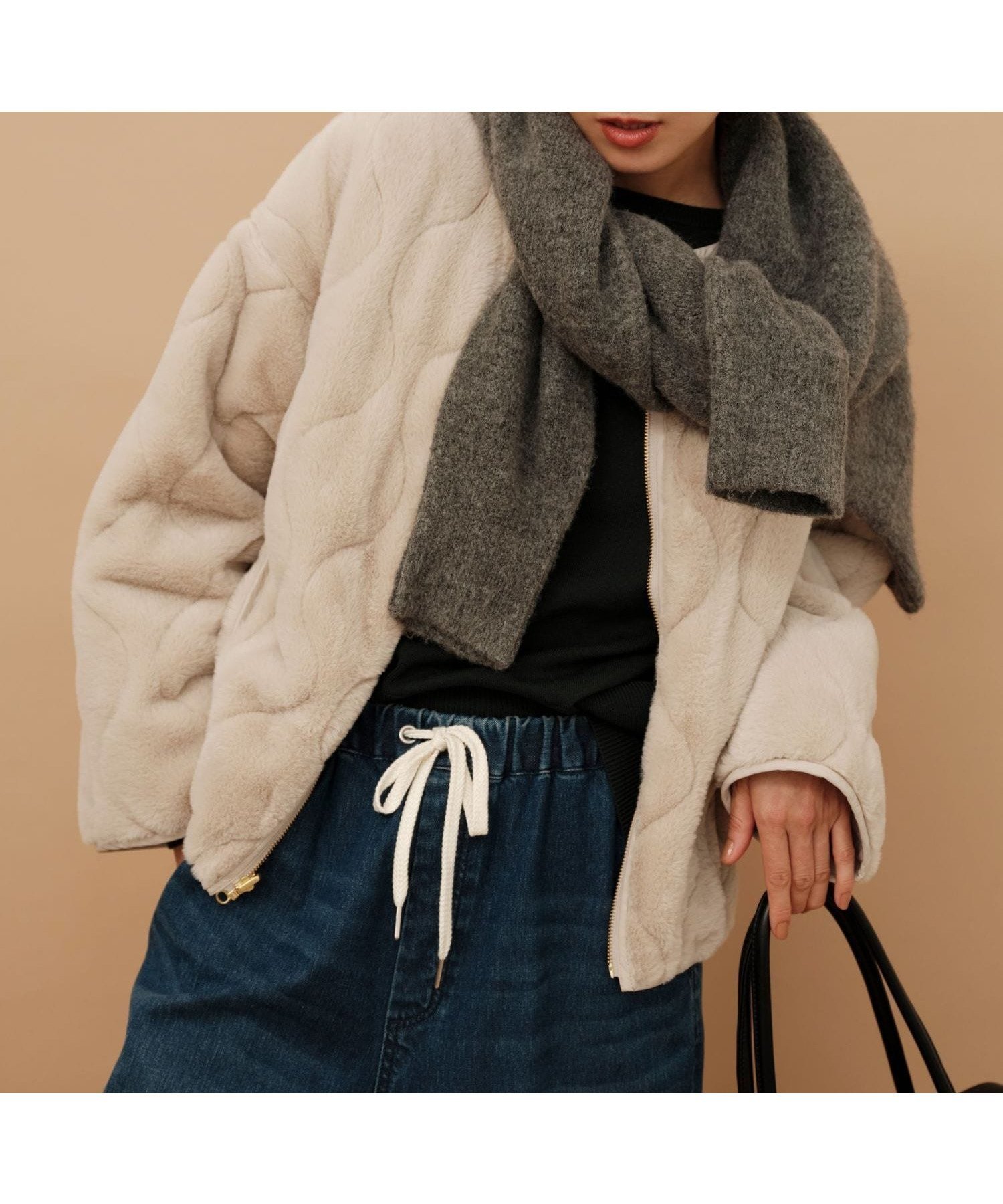 【エルーラ/Elura】のリバーシブルファージャケット/491545 人気、トレンドファッション・服の通販 founy(ファニー) 　ファッション　Fashion　レディースファッション　Fashion for Women　アウター　Coat / Outerwear Collection　レディースジャケット・軽アウター　Jackets　シンプル　Simple, Minimal　デニム　Denim, Jeans Material　フェミニン　Feminine, Girly　リバーシブル　Reversible, Two-Sided　ロング　Long, Long-Length　ワイド　Wide, Wide Fit　冬　Winter / This Winter　軽量　Lightweight, Ultra Light　 other-1|ID: prp329100004836721 ipo3291000000035234478