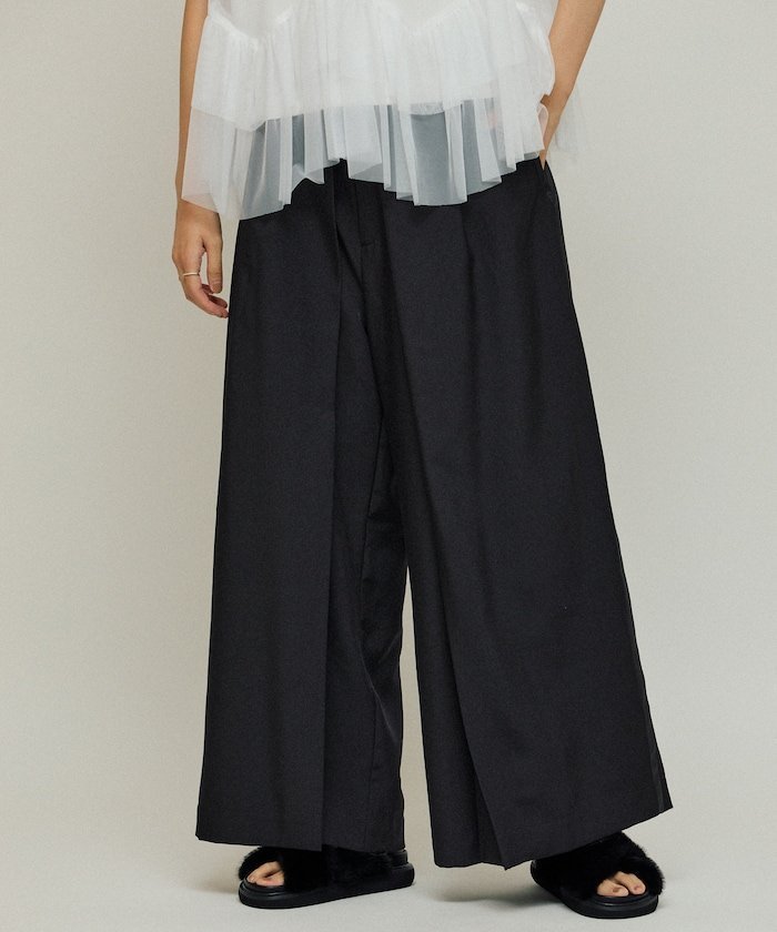【フリークスストア/FREAK'S STORE】のフロントタック ワイドスラックスパンツ / ルーズシルエット 25AW インテリア・キッズ・メンズ・レディースファッション・服の通販 founy(ファニー) 　ファッション　Fashion　レディースファッション　Fashion for Women　パンツ　Pants & Trousers　春　Spring　カットソー　Cut and Sewn Top　シンプル　Simple, Minimal　スニーカー　Sneakers, Trainers　タートルネック　Turtleneck, High Neck　ダウン　Down, Puffer　フロント　Front, Front Design　ワイド　Wide, Wide Fit　A/W・秋冬　Autumn/Winter　冬　Winter / This Winter　S/S・春夏　SS, Spring/Summer, Warm Season　おすすめ　Recommended / Our Picks　夏　Summer　エレガント 上品　Elegant　2025年　2025　2025-2026秋冬・A/W　Autumn/Winter 2025–26 AW25–26　ブラック|ID: prp329100004836724 ipo3291000000035234509