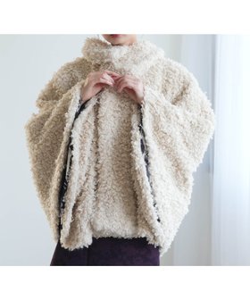 【ウタタネ/utatane】の着物コート ニコアンティーク プードルファー ベージュ 人気、トレンドファッション・服の通販 founy(ファニー) ファッション Fashion レディースファッション Fashion for Women アウター Coat / Outerwear Collection コート・ロングコート・ピーコート Long Coats, Peacoats & More ポンチョ Poncho, Cape Style 冬 Winter / This Winter 猫 Cat, Kitty 防寒 Cold Protection, Winter-Ready |ID:prp329100004836768