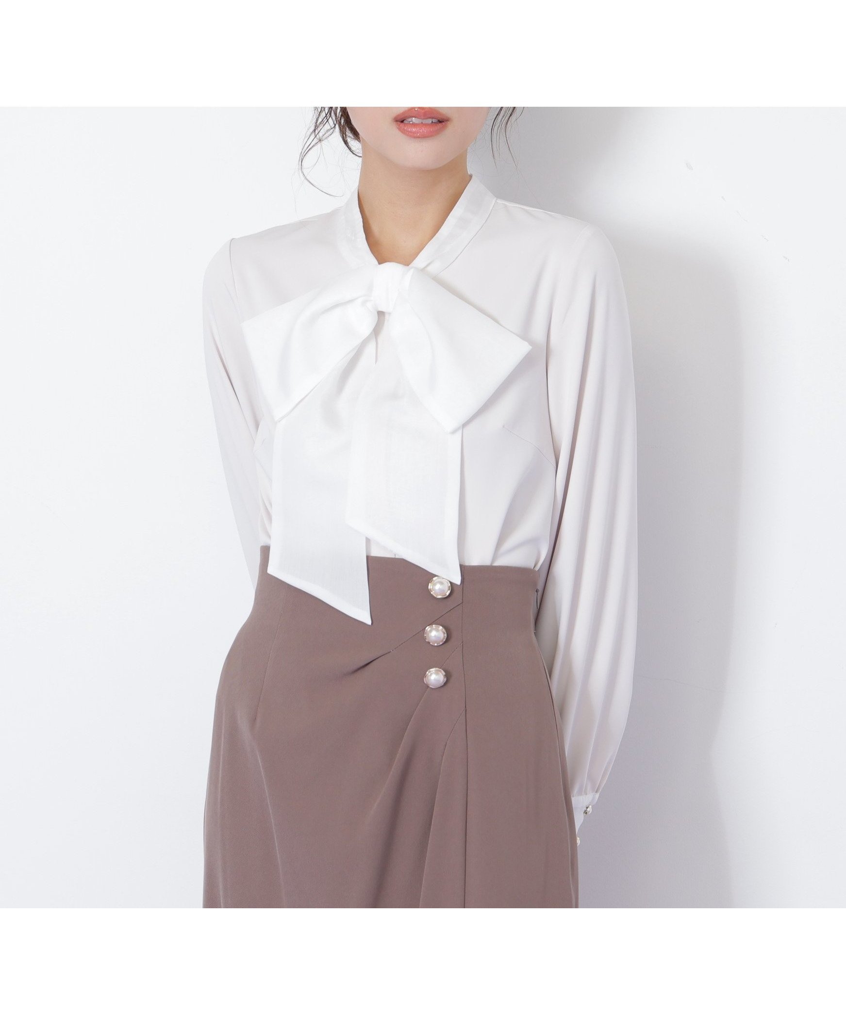 【ジルバイジルスチュアート/JILL by JILLSTUART】のビッグボウタイブラウス インテリア・キッズ・メンズ・レディースファッション・服の通販 founy(ファニー) 　ファッション　Fashion　レディースファッション　Fashion for Women　トップス・カットソー　Cut & Sew Tops　シャツ・ブラウス・オフィスカジュアル　Elegant Blouses & Button-Ups　とろみ　Fluid, Flowy Fabric　オーガンジー　Organza Fabric　スマート　Smart, Elegant　ボトム　Bottoms, Lower Wear　リボン　Ribbon, Bow　ピンク|ID: prp329100004836779 ipo3291000000035235429