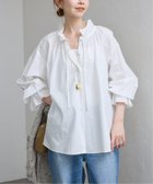 【スローブ イエナ/SLOBE IENA】の《追加》タイプライターフリルブラウス 人気、トレンドファッション・服の通販 founy(ファニー) ファッション Fashion レディースファッション Fashion for Women トップス・カットソー Cut & Sew Tops シャツ・ブラウス・オフィスカジュアル Elegant Blouses & Button-Ups 2026年 2026 おすすめ Recommended / Our Picks クラシカル Classical, Vintage-Inspired スキッパー Skipper, Open Collar ストライプ Stripe, Striped Pattern タイプライター Typewriter Fabric, Crisp Cotton フリル Frill, Ruffle フロント Front, Front Design リボン Ribbon, Bow thumbnail ホワイト|ID: prp329100004836804 ipo3291000000036269500