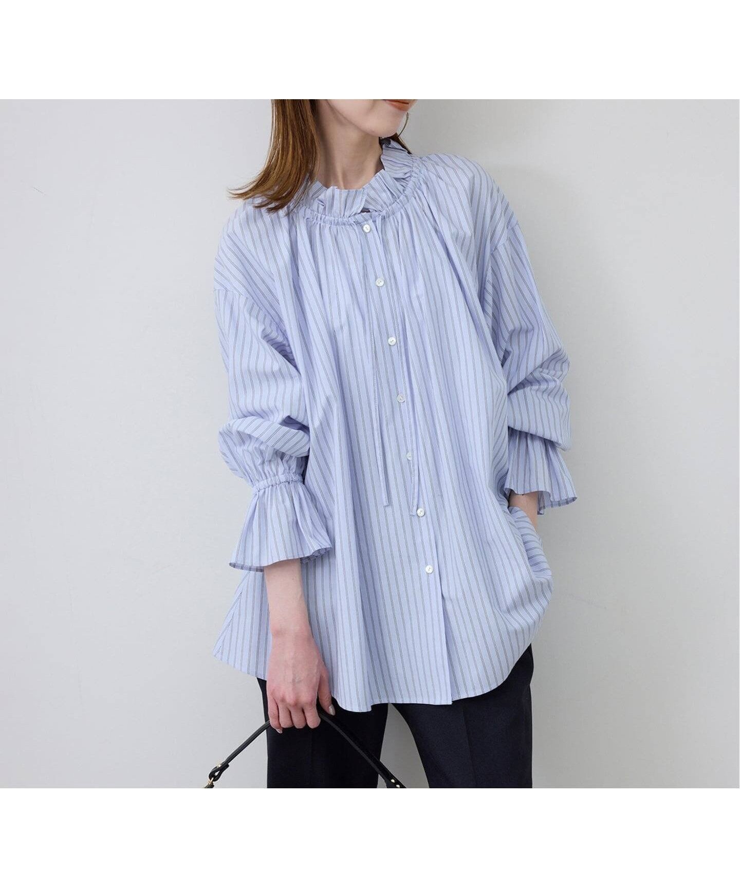【スローブ イエナ/SLOBE IENA】の《追加》タイプライターフリルブラウス インテリア・キッズ・メンズ・レディースファッション・服の通販 founy(ファニー) 　ファッション　Fashion　レディースファッション　Fashion for Women　トップス・カットソー　Cut & Sew Tops　シャツ・ブラウス・オフィスカジュアル　Elegant Blouses & Button-Ups　2026年　2026　おすすめ　Recommended / Our Picks　クラシカル　Classical, Vintage-Inspired　スキッパー　Skipper, Open Collar　ストライプ　Stripe, Striped Pattern　タイプライター　Typewriter Fabric, Crisp Cotton　フリル　Frill, Ruffle　フロント　Front, Front Design　リボン　Ribbon, Bow　ブルー A|ID: prp329100004836804 ipo3291000000036269505