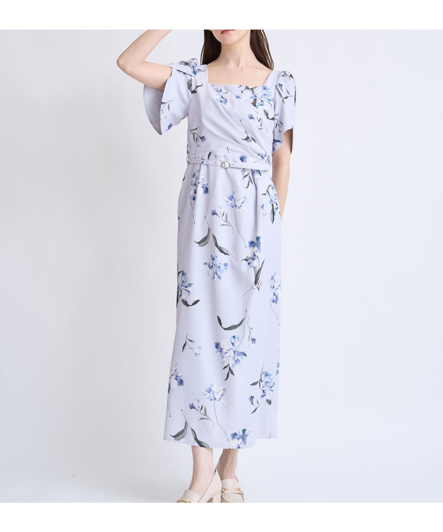 【ノエラ/Noela】のペイントフラワーワンピース インテリア・キッズ・メンズ・レディースファッション・服の通販 founy(ファニー) 　ファッション　Fashion　レディースファッション　Fashion for Women　ワンピース　Dresses　スリーブ　Sleeve, Long Sleeve / Short Sleeve　チューリップ　Tube, Tube Top　ドレープ　Drape, Draping Fabric　プリント　Print, Printed Pattern　ポケット　Pocket, Pocket Detail　エレガント 上品　Elegant　ブルー|ID: prp329100004836837 ipo3291000000035236029