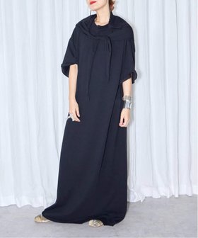 【シティーショップ/CITYSHOP】のSCARF CUT DRESS ワンピース 人気、トレンドファッション・服の通販 founy(ファニー) ファッション Fashion レディースファッション Fashion for Women ワンピース Dresses フォーマル・パーティードレス・結婚式用ドレス Elegant & Casual Dresses 2025年 2025 2025-2026秋冬・A/W Autumn/Winter 2025–26 AW25–26 ショルダー Shoulder, Shoulder Strap スカーフ Scarf, Neckwear ドロップ Drop Shoulder, Dropped Style ブラウジング Blouson Silhouette, Cinched Waist リラックス Relax, Relaxed Fit |ID:prp329100004836895