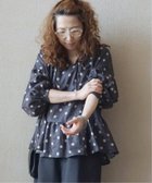 【ジャーナルスタンダード ラックス/journal standard luxe】のヘムフリルギャザーブラウス 人気、トレンドファッション・服の通販 founy(ファニー) ファッション Fashion レディースファッション Fashion for Women トップス・カットソー Cut & Sew Tops シャツ・ブラウス・オフィスカジュアル Elegant Blouses & Button-Ups 2025年 2025 2025春夏・S/S Spring/Summer 2025 SS25 アンティーク Antique-Inspired ギャザー Gathered, Ruffled スマート Smart, Elegant スモック Smock, Smock Dress ドット Polka Dot, Dot Pattern モダン Modern, Contemporary リネン Linen, Linen Fabric リラックス Relax, Relaxed Fit 無地 Plain, Solid Color thumbnail ブラック A|ID: prp329100004836962 ipo3291000000035238115