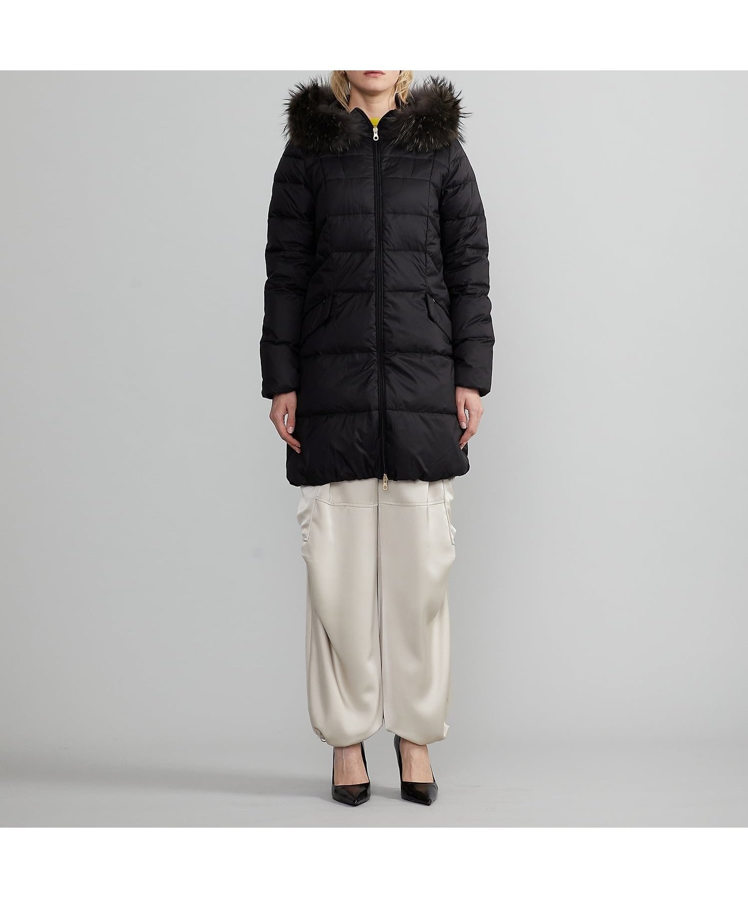 【デュベティカ/DUVETICA】のCHARISA gray fur-finracoon インテリア・キッズ・メンズ・レディースファッション・服の通販 founy(ファニー) 　ファッション　Fashion　レディースファッション　Fashion for Women　キルティング　Quilted, Quilting　ダウン　Down, Puffer　フィット　Fit, Slim Fit　ロング　Long, Long-Length　エレガント 上品　Elegant　nero|ID: prp329100004837221 ipo3291000000035241971