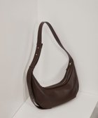 【サロン アダム エ ロペ/SALON adam et rope'】の【WEB限定】スプリットレザームーンショルダー 人気、トレンドファッション・服の通販 founy(ファニー) ファッション Fashion レディースファッション Fashion for Women エレガント 上品 Elegant 今季 This Season, Current Season ショルダー Shoulder, Shoulder Strap ジャケット Jacket, Outerwear スニーカー Sneakers, Trainers セットアップ Set-Up, Coordinated Outfit ツイル Twist, Twisted Detail デニム Denim, Jeans Material トレンド Trend, Trending Now フォルム Silhouette, Form フォーマル Formal, Dressy ポケット Pocket, Pocket Detail ミドル Middle Length, Mid Height おすすめ Recommended / Our Picks セレモニー Ceremony ビジネス 仕事 通勤 Business / Work / Commuting thumbnail ダークブラウン(20)|ID: prp329100004837232 ipo3291000000035242150