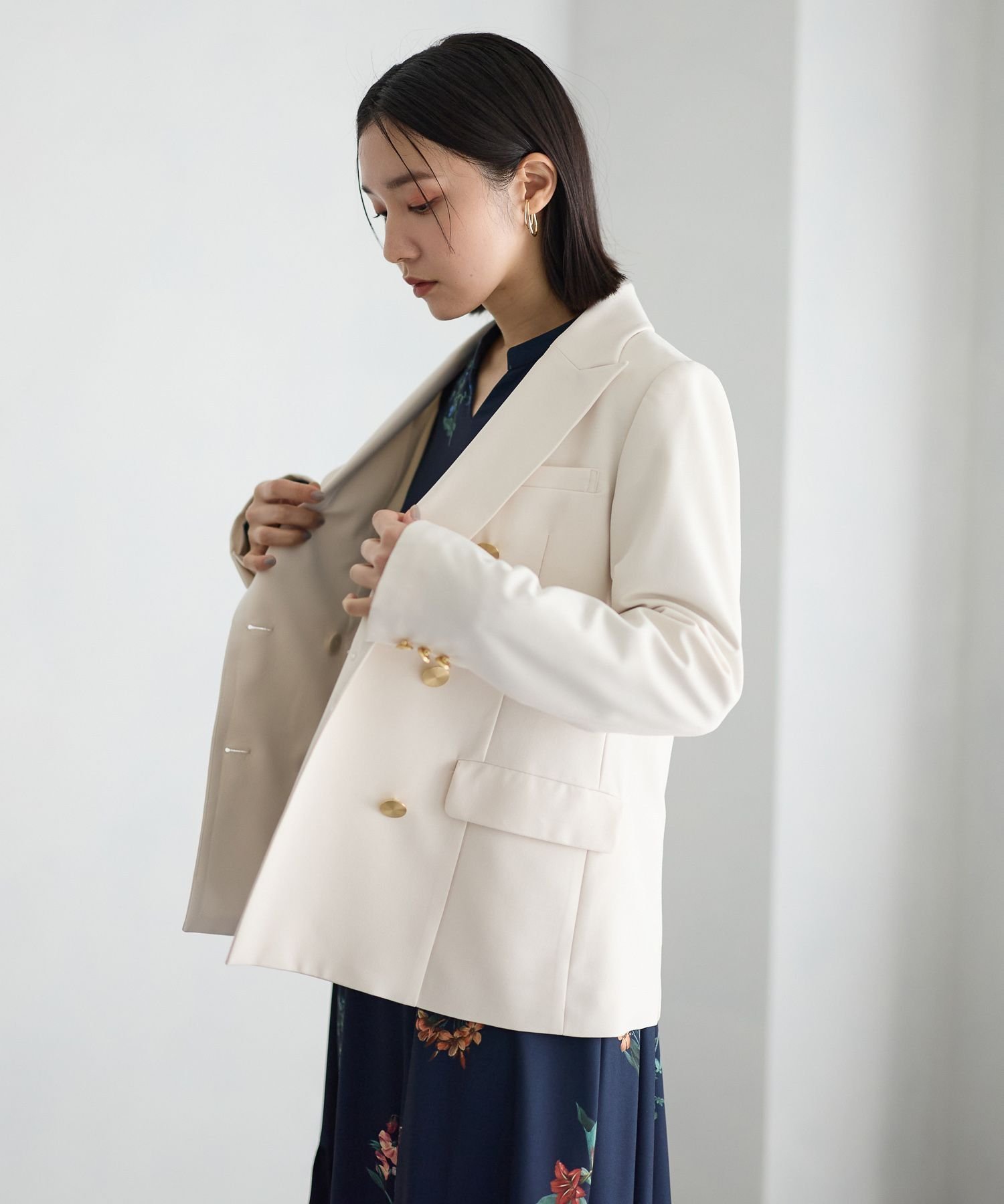 【アンデミュウ/Andemiu】のキンボタンジャケット インテリア・キッズ・メンズ・レディースファッション・服の通販 founy(ファニー) 　ファッション　Fashion　レディースファッション　Fashion for Women　アウター　Coat / Outerwear Collection　レディースジャケット・軽アウター　Jackets　ジャケット　Jacket, Outerwear　ビジネス 仕事 通勤　Business / Work / Commuting　春　Spring　アイボリー|ID: prp329100004837281 ipo3291000000035242661