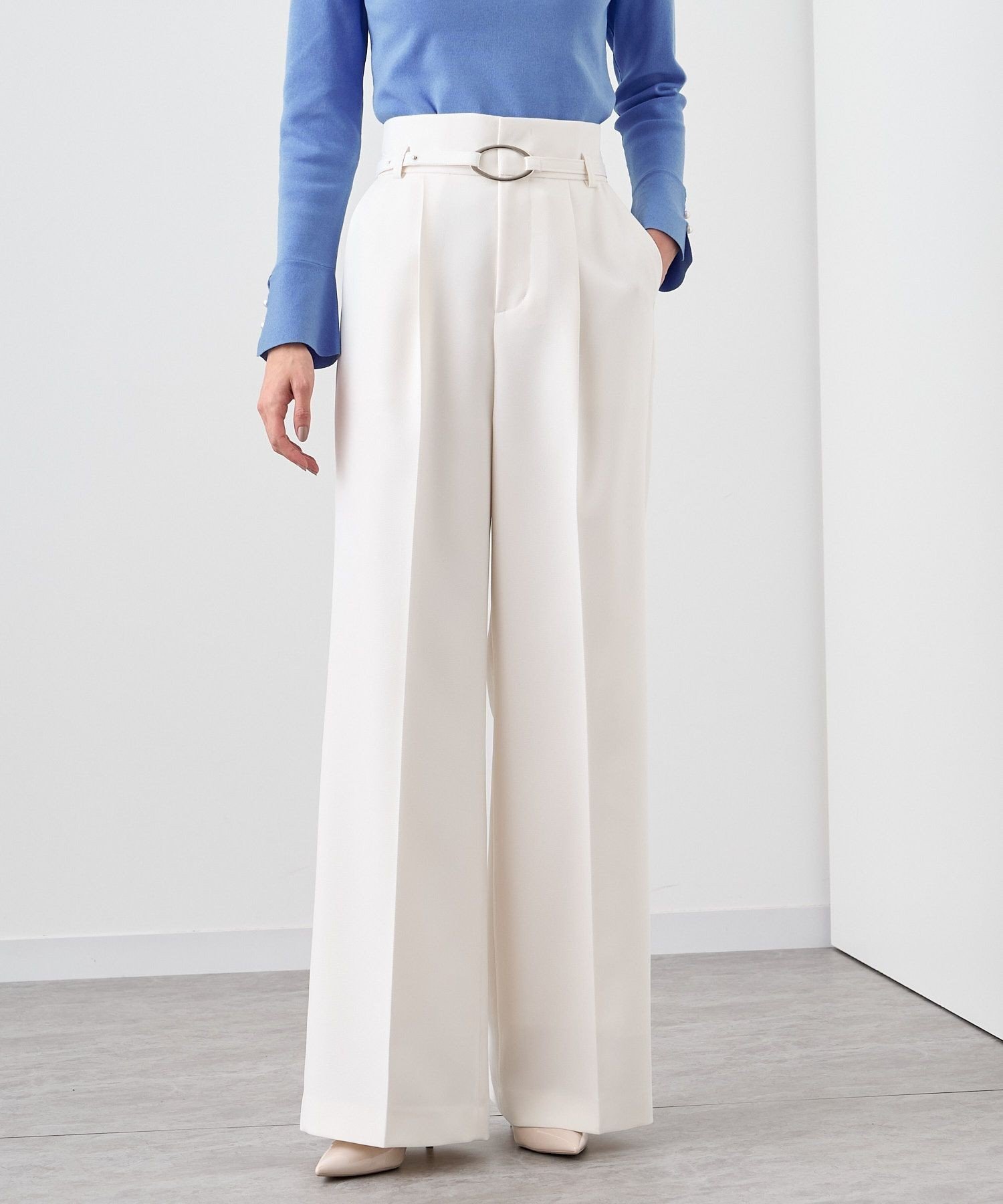 【アナイ/ANAYI】のブライトツイルタックワイドパンツ 人気、トレンドファッション・服の通販 founy(ファニー) 　ファッション　Fashion　レディースファッション　Fashion for Women　パンツ　Pants & Trousers　オーバル　Oval Design　ショート　Short, Short Length　ジャケット　Jacket, Outerwear　スマート　Smart, Elegant　センター　Center, Center Line　ツイル　Twist, Twisted Detail　メタル　Metal, Metal Parts　ロング　Long, Long-Length　ワイド　Wide, Wide Fit　S/S・春夏　SS, Spring/Summer, Warm Season　再入荷　Restock / Back in Stock　夏　Summer　 other-1|ID: prp329100004837368 ipo3291000000035243791