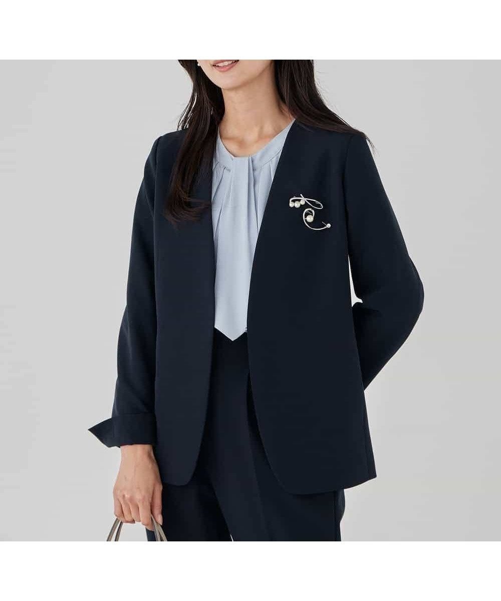 【アー ヴェー ヴェー/a.v.v】の【洗える/ストレッチ/セットアップ対応】ダブルクロスVネックノーカラージャケット インテリア・キッズ・メンズ・レディースファッション・服の通販 founy(ファニー) 　ファッション　Fashion　レディースファッション　Fashion for Women　アウター　Coat / Outerwear Collection　レディースジャケット・軽アウター　Jackets　ノーカラージャケット / シンプル上品コーデ　Collarless Jackets　春　Spring　洗える　Machine Washable　秋　Autumn　ジャケット　Jacket, Outerwear　ストレッチ　Stretch, Stretchy Fabric　セットアップ　Set-Up, Coordinated Outfit　ダブル　Double, Double-Breasted　定番　Standard, Basic Item　人気　Popular, Best Seller　パターン　Pattern, Design Print　フォーマル　Formal, Dressy　ベーシック　Basic, Essential　ポケット　Pocket, Pocket Detail　冬　Winter / This Winter　再入荷　Restock / Back in Stock　夏　Summer　エレガント 上品　Elegant　セレモニー　Ceremony　入学式　Entrance Ceremony　卒業式　Graduation Ceremony　ビジネス 仕事 通勤　Business / Work / Commuting　ネイビー|ID: prp329100004837425 ipo3291000000035244436