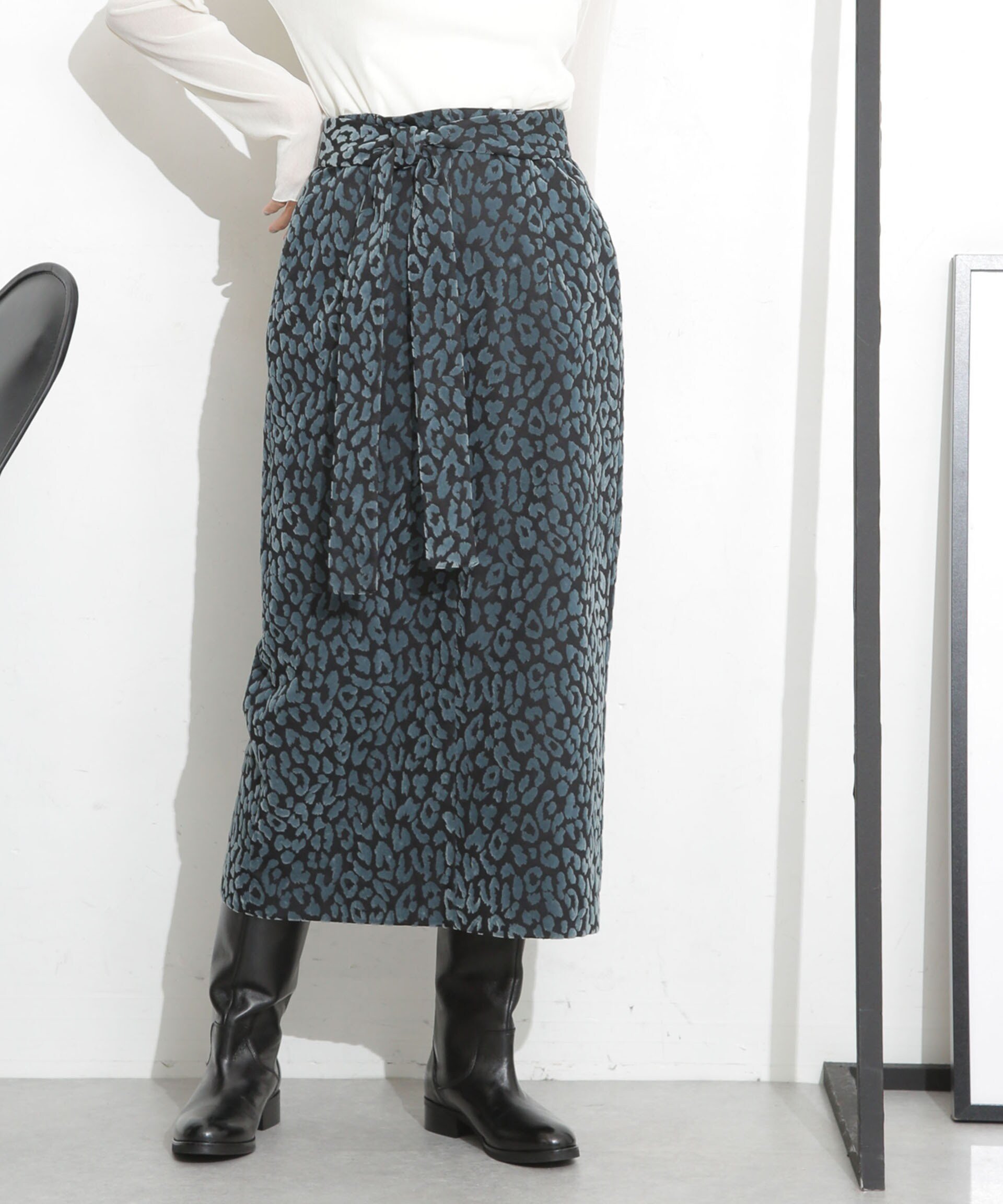 【ナノ ユニバース/nano universe】のレオパードフロッキースカート インテリア・キッズ・メンズ・レディースファッション・服の通販 founy(ファニー) 　ファッション　Fashion　レディースファッション　Fashion for Women　スカート　Skirts　グログラン　Grosgrain, Grosgrain Ribbon　シンプル　Simple, Minimal　スリット　Slit, Slit Detail　リボン　Ribbon, Bow　レオパード　Leopard, Animal Print　A/W・秋冬　Autumn/Winter　2023年　2023　2023-2024秋冬・A/W　Autumn/Winter 2023–24 AW23–24　エレガント 上品　Elegant　ブラック|ID: prp329100004837437 ipo3291000000035244573