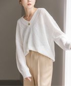 【ノーブル / スピック&スパン/NOBLE / Spick & Span】のペーパーヤーンVネック プルオーバー 人気、トレンドファッション・服の通販 founy(ファニー) ファッション Fashion レディースファッション Fashion for Women トップス・カットソー Cut & Sew Tops カジュアルプルオーバー・ニットトップス Pullovers & Knit Tops / Casual Pullovers Vネックトップス V-Neck Tops / V-Cut Neckline Shirts ショルダー Shoulder, Shoulder Strap スラックス Slacks, Dress Pants デコルテ Décolleté, Neckline デニム Denim, Jeans Material バランス Balance, Style Balance 夏 Summer 定番 Standard, Basic Item thumbnail ホワイト|ID: prp329100004837463 ipo3291000000035244848