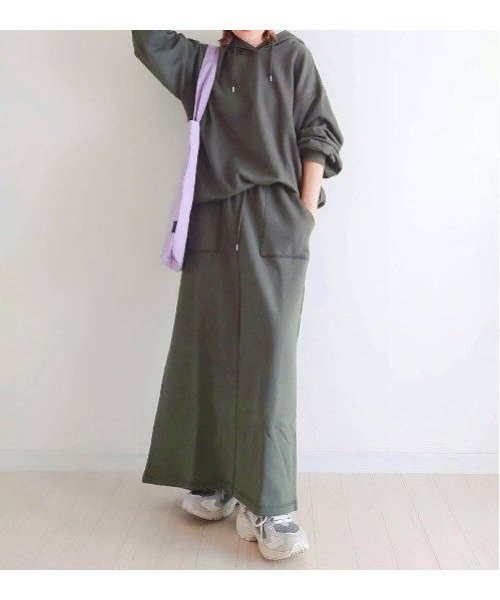 【ノッチ/notch】の【 notch. by yui 】スウェットベーカースカート インテリア・キッズ・メンズ・レディースファッション・服の通販 founy(ファニー) 　ファッション　Fashion　レディースファッション　Fashion for Women　スカート　Skirts　コラボ　Collaboration, Collab　シューズ　Shoes, Footwear　ストレート　Straight, Straight Cut　人気　Popular, Best Seller　ポケット　Pocket, Pocket Detail　おすすめ　Recommended / Our Picks　2024年　2024　2024-2025秋冬・A/W　Autumn/Winter 2024–25 AW24–25　チャコール|ID: prp329100004837474 ipo3291000000035244992