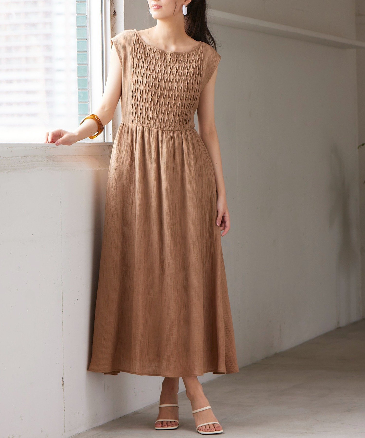 【ラナン/Ranan】のひんやり!シャーリング風デザインロン インテリア・キッズ・メンズ・レディースファッション・服の通販 founy(ファニー) 　ファッション　Fashion　レディースファッション　Fashion for Women　サマー　Summer, Summer Style　シャーリング　Shirring, Ruched　スリーブ　Sleeve, Long Sleeve / Short Sleeve　フィット　Fit, Slim Fit　フレンチ　French, French Style　フロント　Front, Front Design　ポケット　Pocket, Pocket Detail　夏　Summer　モカ|ID: prp329100004837487 ipo3291000000035245199