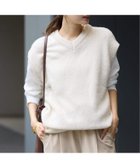【フレームワーク/FRAMeWORK】のATON/エイトン WOOL CASHMERE BOUCLE V-NECK VEST 人気、トレンドファッション・服の通販 founy(ファニー) ファッション Fashion レディースファッション Fashion for Women アウター Coat / Outerwear Collection トップス・カットソー Cut & Sew Tops ベスト&ジレ / 重ね着スタイル Vests & Gilets Vネックトップス V-Neck Tops / V-Cut Neckline Shirts スタンダード Standard, Basic スマート Smart, Elegant トレンド Trend, Trending Now ベーシック Basic, Essential thumbnail ホワイト|ID: prp329100004837508 ipo3291000000035245384
