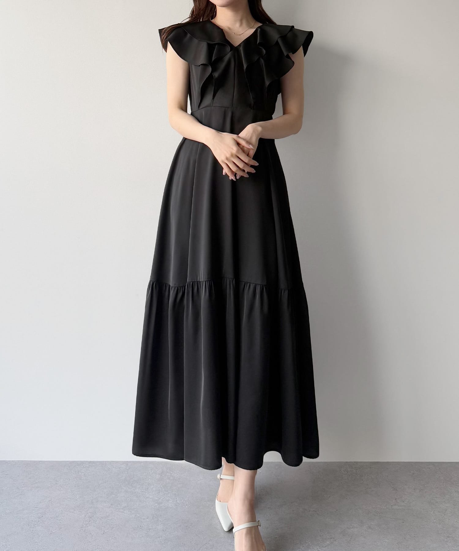 【ジュノア/JUNOAH】のmipiarl フリルスリーブティアードワンピース インテリア・キッズ・メンズ・レディースファッション・服の通販 founy(ファニー) 　ファッション　Fashion　レディースファッション　Fashion for Women　ワンピース　Dresses　ネイビー|ID: prp329100004837536 ipo3291000000035245757