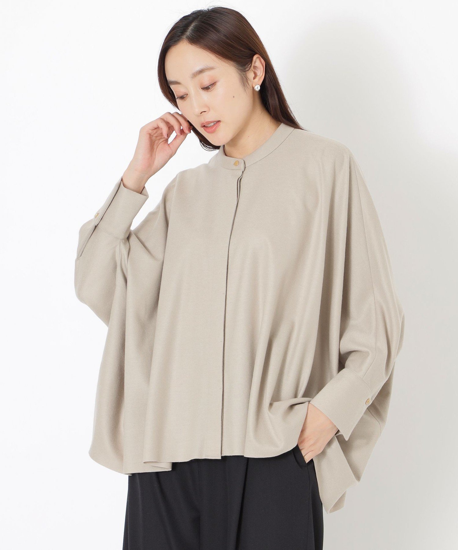 【エス エッセンシャルズ/S.ESSENTIALS】の【DRESOPHY】バランサーキュラーイレギュラーヘムブラウス インテリア・キッズ・メンズ・レディースファッション・服の通販 founy(ファニー) 　ファッション　Fashion　レディースファッション　Fashion for Women　トップス・カットソー　Cut & Sew Tops　シャツ・ブラウス・オフィスカジュアル　Elegant Blouses & Button-Ups　カットソー　Cut and Sewn Top　セットアップ　Set-Up, Coordinated Outfit　人気　Popular, Best Seller　ポンチョ　Poncho, Cape Style　ランダム　Random, Irregular　A/W・秋冬　Autumn/Winter　おすすめ　Recommended / Our Picks　ベージュ|ID: prp329100004837543 ipo3291000000035245824