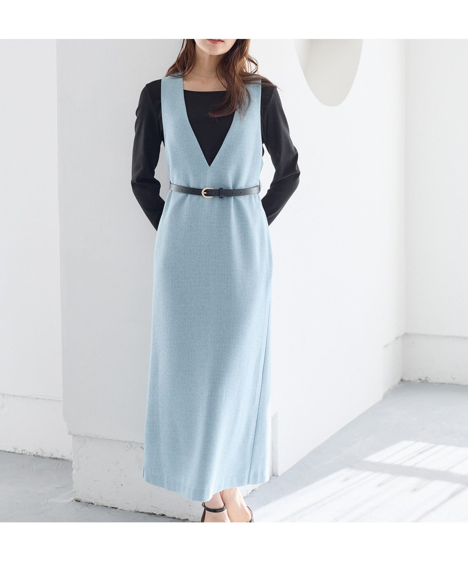 【アンデミュウ/Andemiu】のベルトツキVネックジャンスカ インテリア・キッズ・メンズ・レディースファッション・服の通販 founy(ファニー) 　ファッション　Fashion　レディースファッション　Fashion for Women　トップス・カットソー　Cut & Sew Tops　Vネックトップス　V-Neck Tops / V-Cut Neckline Shirts　ベルト&ウエストマーク　Belts & Waist Accessories　インナー　Innerwear　クラシカル　Classical, Vintage-Inspired　コンパクト　Compact, Small Size　シンプル　Simple, Minimal　スリット　Slit, Slit Detail　トレンド　Trend, Trending Now　ブルー|ID: prp329100004837557 ipo3291000000035245982