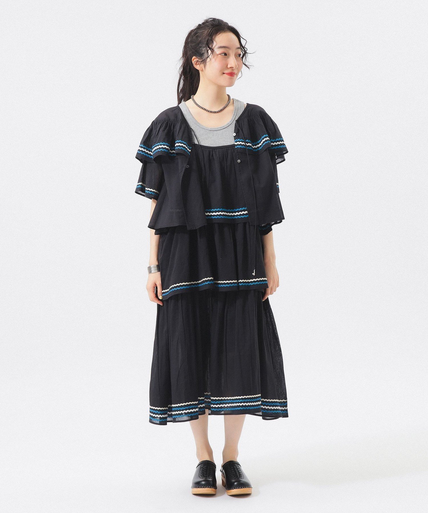 【ビームス ウイメン/BEAMS】の【別注】trepied / キャミワンピース インテリア・キッズ・メンズ・レディースファッション・服の通販 founy(ファニー) 　ファッション　Fashion　レディースファッション　Fashion for Women　ワンピース　Dresses　キャミソールワンピース　Camisole Dresses　アクセサリー　Fashion Accessories　インナー　Innerwear　カットソー　Cut and Sewn Top　キャミソール　Camisole, Spaghetti Strap Top　キャミワンピース　Cami Dress, Slip Dress　スマート　Smart, Elegant　タンク　Tank Top, Sleeveless Top　ティアード　Tiered, Tiered Style　バランス　Balance, Style Balance　フェミニン　Feminine, Girly　ベーシック　Basic, Essential　別注　Limited Edition, Custom Order　おすすめ　Recommended / Our Picks　旅行　Travel　BLACK|ID: prp329100004837562 ipo3291000000035246011