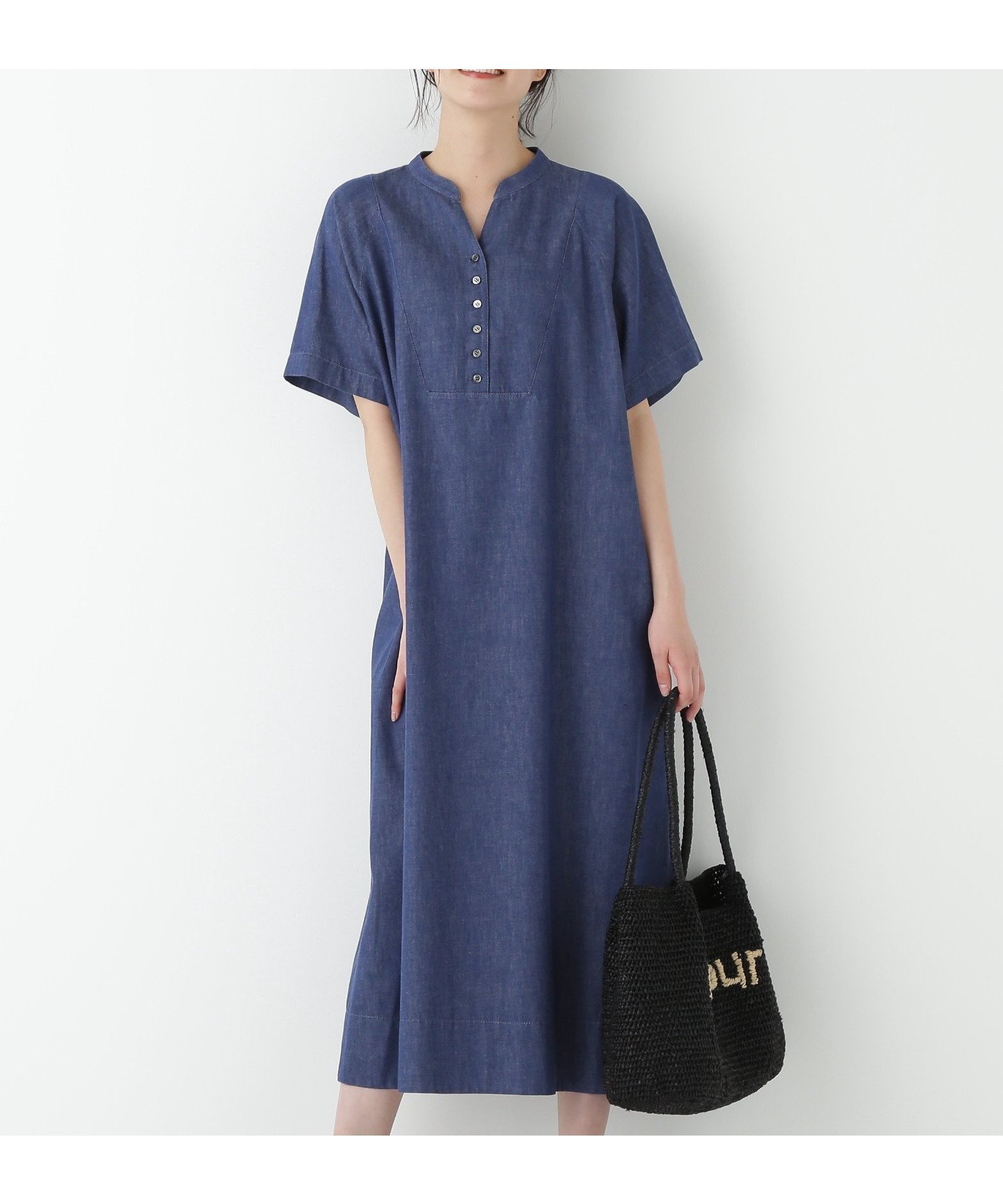 【ヒューマンウーマン/HUMAN WOMAN】のライトオンスデニムワンピース 人気、トレンドファッション・服の通販 founy(ファニー) 　ファッション　Fashion　レディースファッション　Fashion for Women　ワンピース　Dresses　おすすめ　Recommended / Our Picks　サンダル　Sandals, Summer Shoes　スニーカー　Sneakers, Trainers　スリーブ　Sleeve, Long Sleeve / Short Sleeve　デニム　Denim, Jeans Material　夏　Summer　 other-1|ID: prp329100004837574 ipo3291000000035246099