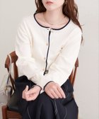 【ナチュラルクチュール/natural couture】の配色金ボタンニットカーディガン 人気、トレンドファッション・服の通販 founy(ファニー) ファッション Fashion レディースファッション Fashion for Women トップス・カットソー Cut & Sew Tops ニット Knit Tops & Sweaters カーディガン・羽織り Layered Style Cardigans アクセサリー Fashion Accessories カットソー Cut and Sewn Top カーディガン Cardigan, Knitwear クール Cool, Chic デコルテ Décolleté, Neckline デニム Denim, Jeans Material フェミニン Feminine, Girly 再入荷 Restock / Back in Stock エレガント 上品 Elegant 2026年 2026 thumbnail オフホワイト|ID: prp329100004837577 ipo3291000000035246112