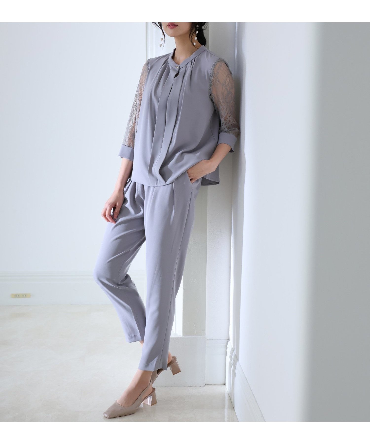 【プールヴー/PourVous】のスリーブレースパンツドレス結婚式オケージョンドレス同窓会パーティードレスお呼ばれ インテリア・キッズ・メンズ・レディースファッション・服の通販 founy(ファニー) 　ファッション　Fashion　レディースファッション　Fashion for Women　パンツ　Pants & Trousers　オケージョン　Occasion Wear　カフス　Cuff Design　スタイリッシュ　Stylish, Fashionable　スリーブ　Sleeve, Long Sleeve / Short Sleeve　セットアップ　Set-Up, Coordinated Outfit　ドレス　Dress, One-Piece　フェミニン　Feminine, Girly　フロント　Front, Front Design　ポケット　Pocket, Pocket Detail　レース　Lace, Lace Fabric　おすすめ　Recommended / Our Picks　エレガント 上品　Elegant　セレモニー　Ceremony　入学式　Entrance Ceremony　卒業式　Graduation Ceremony　結婚式　Wedding　二次会　After Party　グレー|ID: prp329100004837579 ipo3291000000035246141