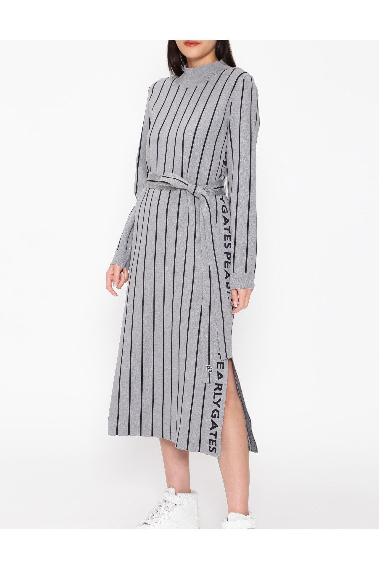 【パーリーゲイツ/PEARLY GATES】のモックネックニットワンピース PGロゴストライプ インテリア・キッズ・メンズ・レディースファッション・服の通販 founy(ファニー) 　ファッション　Fashion　レディースファッション　Fashion for Women　ワンピース　Dresses　ニットワンピース　Knit Dresses　おすすめ　Recommended / Our Picks　ゴルフ　Golf　ストライプ　Stripe, Striped Pattern　スリット　Slit, Slit Detail　モチーフ　Motif, Design Theme　モックネック　Mock Neck, Short Turtleneck　切替　Switching, Contrast Panel　定番　Standard, Basic Item　杢グレー|ID: prp329100004837589 ipo3291000000035246368