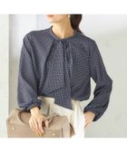 【シップス フォー ウィメン/SHIPS】の手洗い可能 プリント タイ 長袖 ブラウス 人気、トレンドファッション・服の通販 founy(ファニー) ファッション Fashion レディースファッション Fashion for Women トップス・カットソー Cut & Sew Tops シャツ・ブラウス・オフィスカジュアル Elegant Blouses & Button-Ups アンティーク Antique-Inspired インナー Innerwear カフス Cuff Design カーディガン Cardigan, Knitwear クラシカル Classical, Vintage-Inspired シンプル Simple, Minimal ジャケット Jacket, Outerwear ドレープ Drape, Draping Fabric 長袖 Long Sleeve, Full Sleeve プリント Print, Printed Pattern 無地 Plain, Solid Color エレガント 上品 Elegant thumbnail ネイビー|ID: prp329100004837604 ipo3291000000035246794