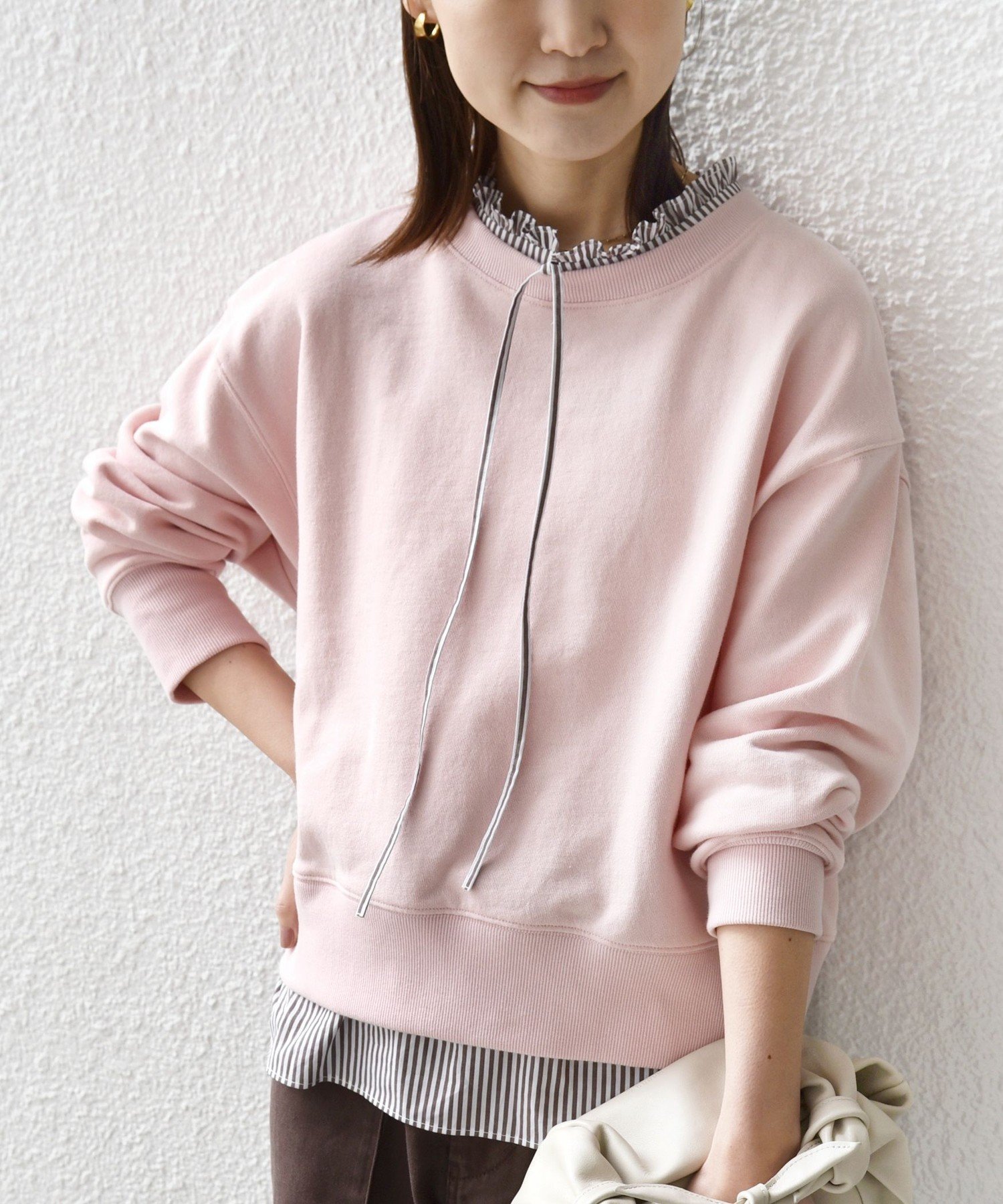 【シップス フォー ウィメン/SHIPS】の【WEB限定】 手洗い可能 ブラウス コンビ スウェット プルオーバー インテリア・キッズ・メンズ・レディースファッション・服の通販 founy(ファニー) ファッション Fashion レディースファッション Fashion for Women トップス・カットソー Cut & Sew Tops シャツ・ブラウス・オフィスカジュアル Elegant Blouses & Button-Ups レディースパーカー・カジュアルフーディー Casual Hoodies & Sweatshirts カジュアルプルオーバー・ニットトップス Pullovers & Knit Tops / Casual Pullovers スウェット・クルーネックトップス Sweatshirts & Crewnecks / Relaxed Fit Sweat Tops カーゴパンツ Cargo Pants, Utility Pants コンビ Combo, Combination Style シンプル Simple, Minimal スウェット / スエット Sweatshirt, Sweatwear デニム Denim, Jeans Material ドッキング Docking, Mixed Material ボトム Bottoms, Lower Wear ポケット Pocket, Pocket Detail 2026年 2026 ライトピンク|ID: prp329100004839219 ipo3291000000036038090