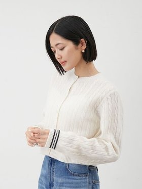 【ミラオーウェン/Mila Owen】のカシミヤタッチ配色ケーブルニットカーディガン 人気、トレンドファッション・服の通販 founy(ファニー) ファッション Fashion レディースファッション Fashion for Women トップス・カットソー Cut & Sew Tops ニット Knit Tops & Sweaters カーディガン・羽織り Layered Style Cardigans 秋 Autumn カーディガン Cardigan, Knitwear コンパクト Compact, Small Size シンプル Simple, Minimal スポーツ Sports, Activewear スマート Smart, Elegant トレンド Trend, Trending Now ボックス Boxy, Box Shape おすすめ Recommended / Our Picks |ID:prp329100004839823