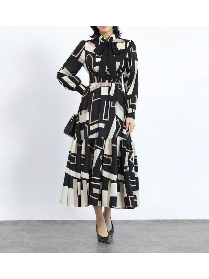 【ヴァン/Vin】のモノトーンジオメトリックワンピース インテリア・キッズ・メンズ・レディースファッション・服の通販 founy(ファニー) https://founy.com/ ファッション Fashion レディースファッション Fashion for Women ワンピース Dresses シャーリング Shirring, Ruched ジャケット Jacket, Outerwear フレア Flare, Flared リボン Ribbon, Bow リラックス Relax, Relaxed Fit ロング Long, Long-Length |ID: prp329100004841129 ipo3291000000035281890