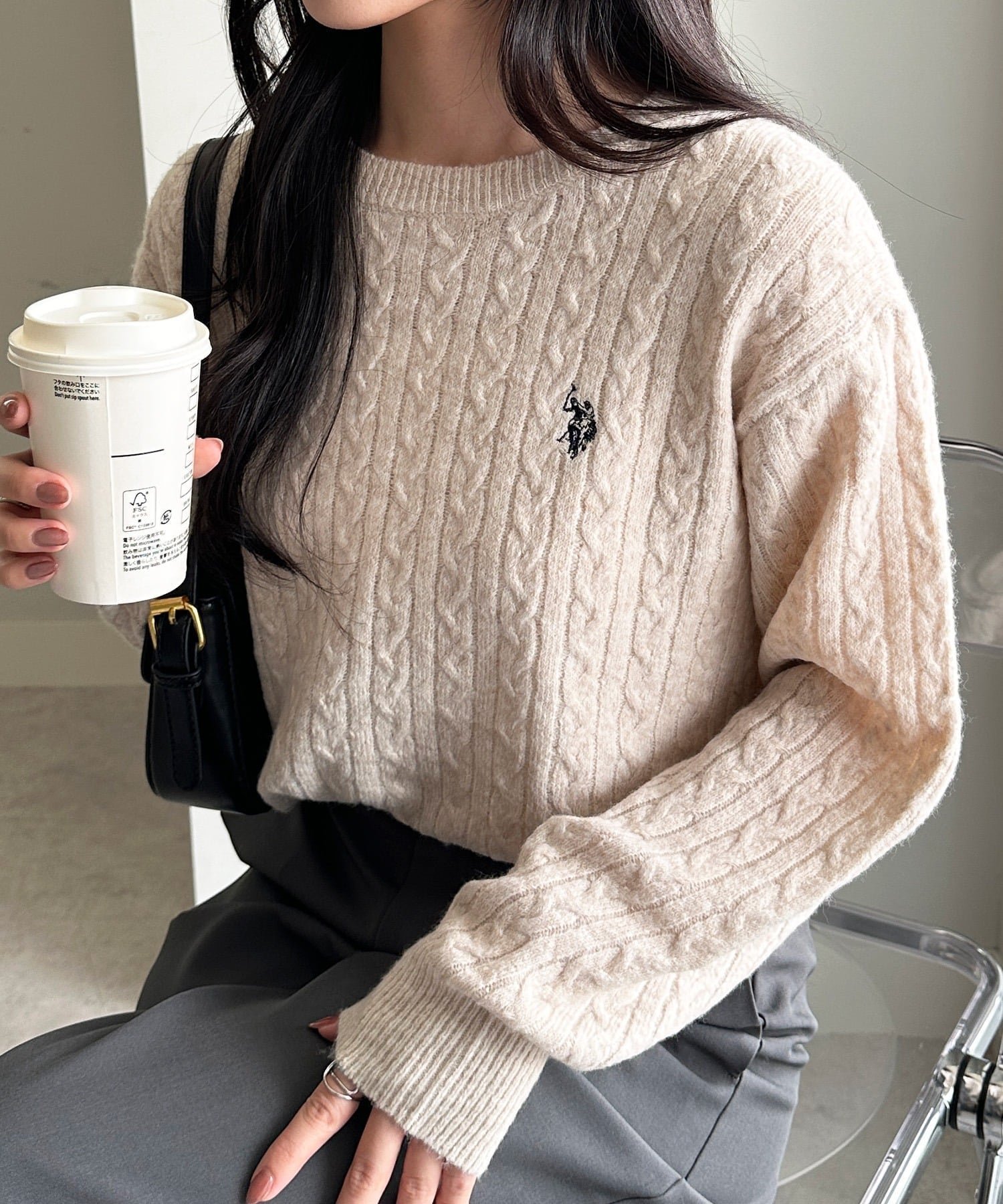 【ラナン/Ranan】の【U.S. POLO ASSN.】ワンポイントケーブルニット インテリア・キッズ・メンズ・レディースファッション・服の通販 founy(ファニー) ファッション Fashion レディースファッション Fashion for Women トップス・カットソー Cut & Sew Tops ニット Knit Tops & Sweaters イタリア Italy インナー Innerwear 腕時計 Wristwatch クラシカル Classical, Vintage-Inspired コレクション Collection, Seasonal Line コーデュロイ Corduroy, Cord Fabric シンプル Simple, Minimal スラックス Slacks, Dress Pants デニム Denim, Jeans Material 人気 Popular, Best Seller ベーシック Basic, Essential ボトム Bottoms, Lower Wear ポケット Pocket, Pocket Detail メランジ Melange, Mixed Yarn メンズ Men's, Menswear ワンポイント One Point, Statement Accent オフベージュ|ID: prp329100004843671 ipo3291000000036251977