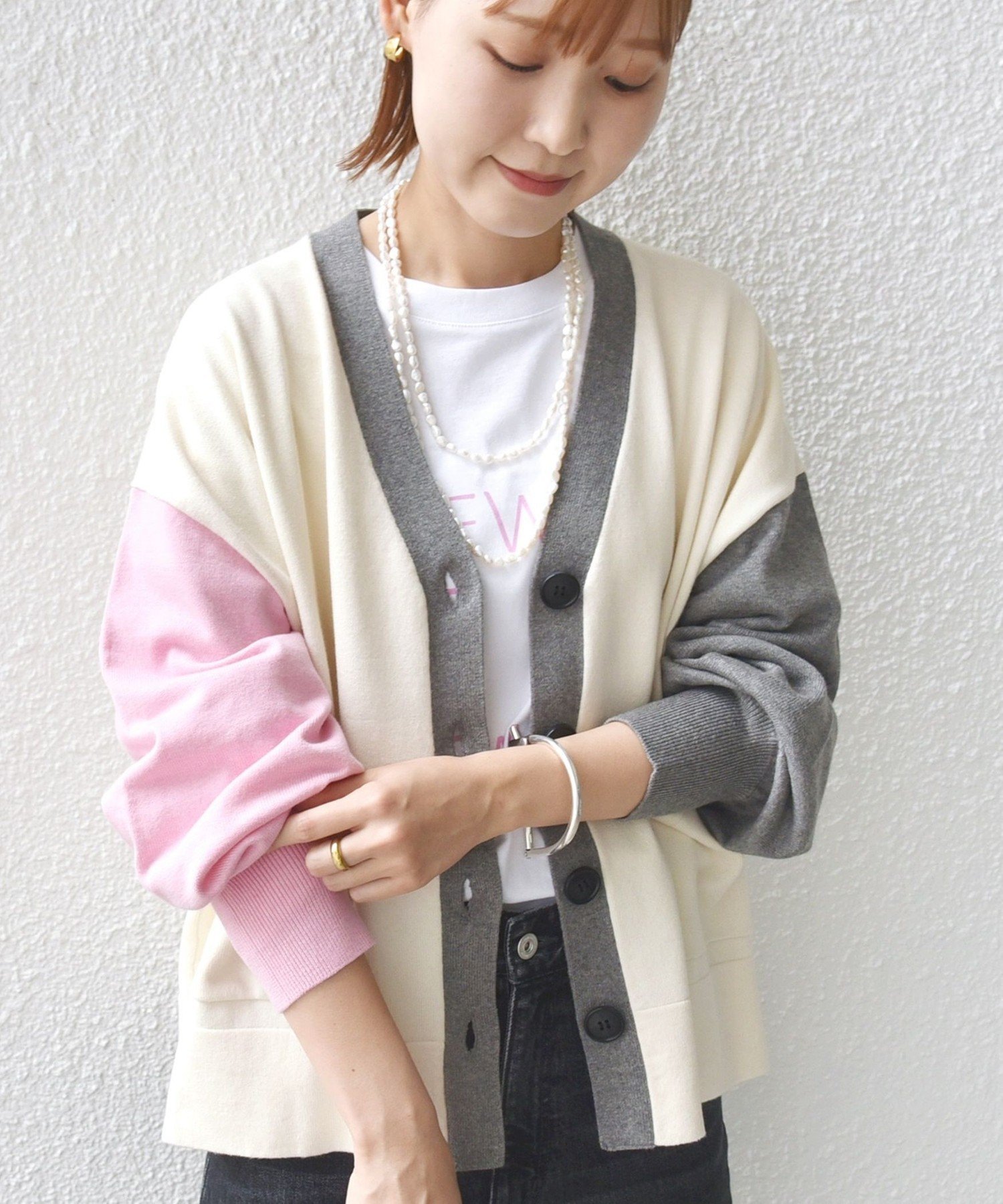 【シップス フォー ウィメン/SHIPS】の【WEB限定】 手洗い可能 配色 ポケット カーディガン インテリア・キッズ・メンズ・レディースファッション・服の通販 founy(ファニー) 　ファッション　Fashion　レディースファッション　Fashion for Women　トップス・カットソー　Cut & Sew Tops　カーディガン・羽織り　Layered Style Cardigans　カーディガン　Cardigan, Knitwear　サロペット　Overalls, Salopette　スラックス　Slacks, Dress Pants　デニム　Denim, Jeans Material　ボックス　Boxy, Box Shape　ボトム　Bottoms, Lower Wear　ポケット　Pocket, Pocket Detail　ワイド　Wide, Wide Fit　おすすめ　Recommended / Our Picks　2025年　2025　2025-2026秋冬・A/W　Autumn/Winter 2025–26 AW25–26　オフホワイト|ID: prp329100004843906 ipo3291000000035307547