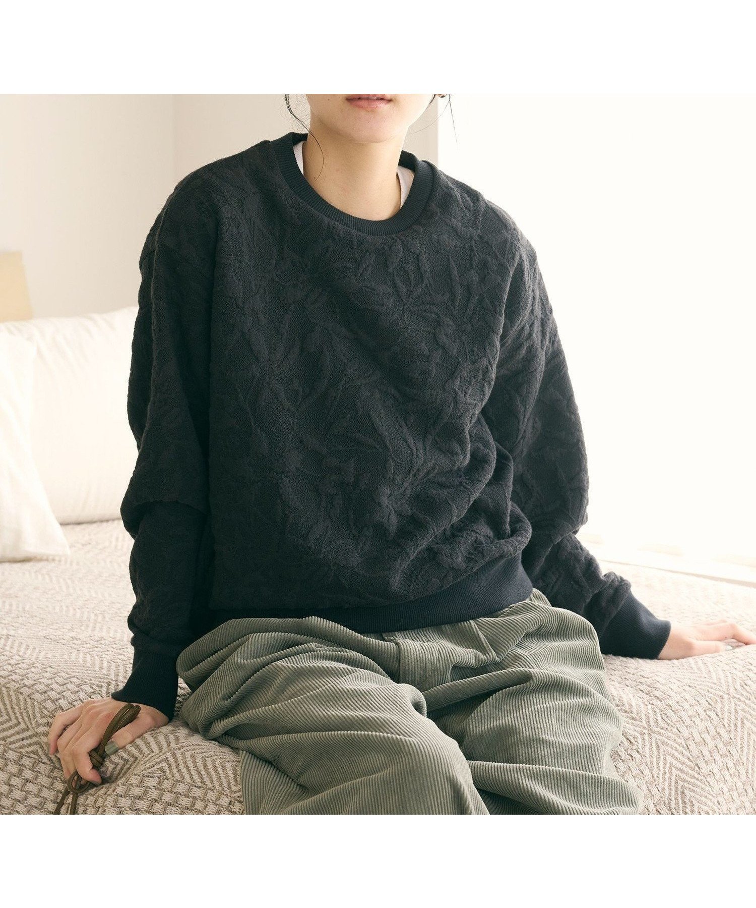 【ビューティ&ユース ユナイテッドアローズ/BEAUTY&YOUTH / UNITED ARROWS】のボタニカルジャガード プルオーバー インテリア・キッズ・メンズ・レディースファッション・服の通販 founy(ファニー) 　ファッション　Fashion　レディースファッション　Fashion for Women　トップス・カットソー　Cut & Sew Tops　カジュアルプルオーバー・ニットトップス　Pullovers & Knit Tops / Casual Pullovers　シンプル　Simple, Minimal　スラックス　Slacks, Dress Pants　とろみ　Fluid, Flowy Fabric　トレンド　Trend, Trending Now　人気　Popular, Best Seller　フェミニン　Feminine, Girly　ボタニカル　Botanical, Floral Pattern　マニッシュ　Mannish, Boyish　モチーフ　Motif, Design Theme　ループ　Loop, Loop Knit　おすすめ　Recommended / Our Picks　BLACK|ID: prp329100004843912 ipo3291000000035307668