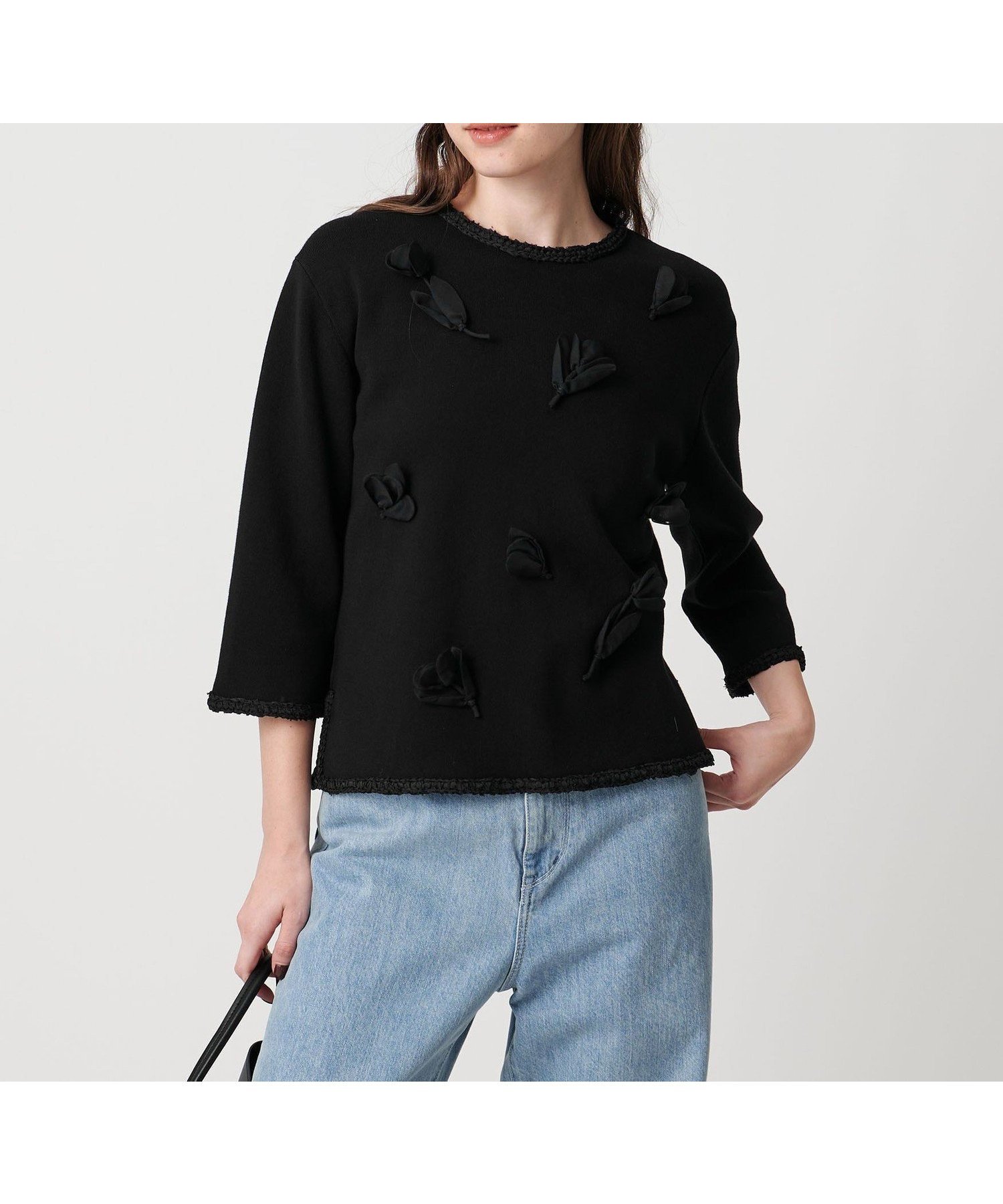 【ユナイテッドアローズ/UNITED ARROWS】のBROCHE フラワーモチーフ ニット インテリア・キッズ・メンズ・レディースファッション・服の通販 founy(ファニー) 　ファッション　Fashion　レディースファッション　Fashion for Women　トップス・カットソー　Cut & Sew Tops　ニット　Knit Tops & Sweaters　花柄・フラワープリント・モチーフ　Floral Prints & Motifs / Flower Pattern Tops　おすすめ　Recommended / Our Picks　かぎ針　Crochet　とろみ　Fluid, Flowy Fabric　オーガンジー　Organza Fabric　ショルダー　Shoulder, Shoulder Strap　スリット　Slit, Slit Detail　タイトスカート　Pencil Skirt, Tight Skirt　ドロップ　Drop Shoulder, Dropped Style　フラワー　Flower, Floral　モチーフ　Motif, Design Theme　リラックス　Relax, Relaxed Fit　BLACK|ID: prp329100004843937 ipo3291000000035308091