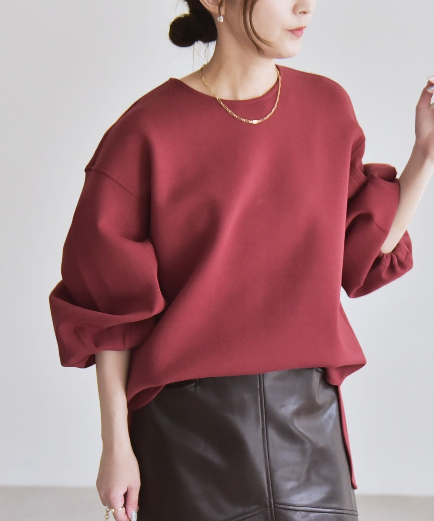 【シップス フォー ウィメン/SHIPS】のquaranciel 洗濯機可能 ポンチ ボリュームスリーブ ビッグ スウェット プルオーバー インテリア・キッズ・メンズ・レディースファッション・服の通販 founy(ファニー) 　ファッション　Fashion　レディースファッション　Fashion for Women　トップス・カットソー　Cut & Sew Tops　レディースパーカー・カジュアルフーディー　Casual Hoodies & Sweatshirts　カジュアルプルオーバー・ニットトップス　Pullovers & Knit Tops / Casual Pullovers　スウェット・クルーネックトップス　Sweatshirts & Crewnecks / Relaxed Fit Sweat Tops　ボリューム袖・フリルスリーブブラウス　Voluminous & Ruffle Sleeves / Puffy Sleeve Tops　洗える　Machine Washable　カットソー　Cut and Sewn Top　シンプル　Simple, Minimal　ジップ　Zip, Zipper　スウェット / スエット　Sweatshirt, Sweatwear　スニーカー　Sneakers, Trainers　スリーブ　Sleeve, Long Sleeve / Short Sleeve　バルーン　Balloon, Balloon Silhouette　ビッグ　Big, Oversized　フレア　Flare, Flared　ワイド　Wide, Wide Fit　おすすめ　Recommended / Our Picks　2025年　2025　2025-2026秋冬・A/W　Autumn/Winter 2025–26 AW25–26　ワイン|ID: prp329100004843951 ipo3291000000035308294