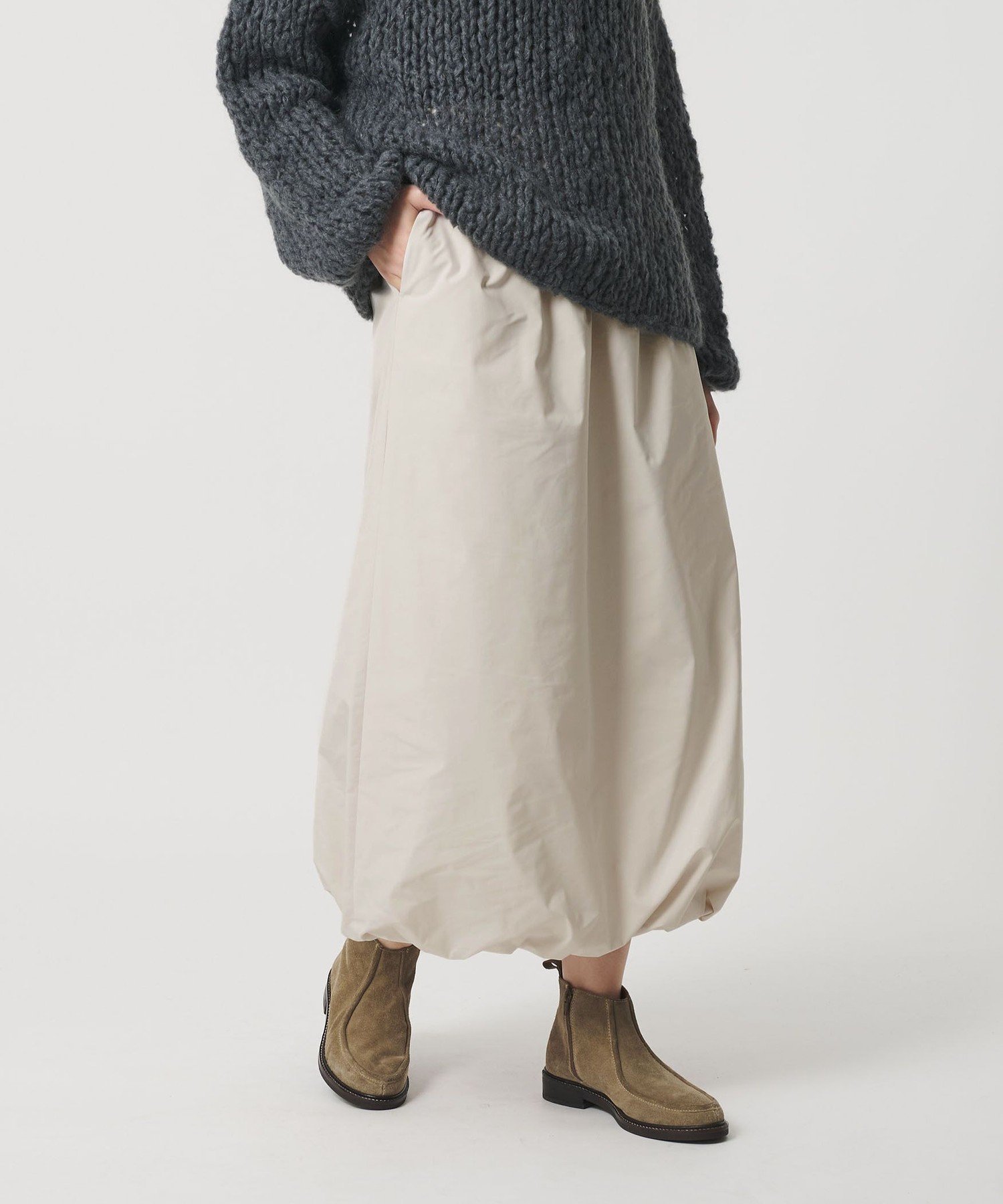 【ビューティ&ユース ユナイテッドアローズ/BEAUTY&YOUTH / UNITED ARROWS】のポリエステル バルーンスカート インテリア・キッズ・メンズ・レディースファッション・服の通販 founy(ファニー) ファッション Fashion レディースファッション Fashion for Women スカート Skirts クロップド Cropped, Short Length コンパクト Compact, Small Size スウェット / スエット Sweatshirt, Sweatwear スニーカー Sneakers, Trainers タフタ Taffeta, Structured Fabric バルーン Balloon, Balloon Silhouette フォルム Silhouette, Form ミックス Mix, Mixed Style ヨーク Yoke, Yoke Design おすすめ Recommended / Our Picks エレガント 上品 Elegant OFF WHITE|ID: prp329100004844024 ipo3291000000035309518