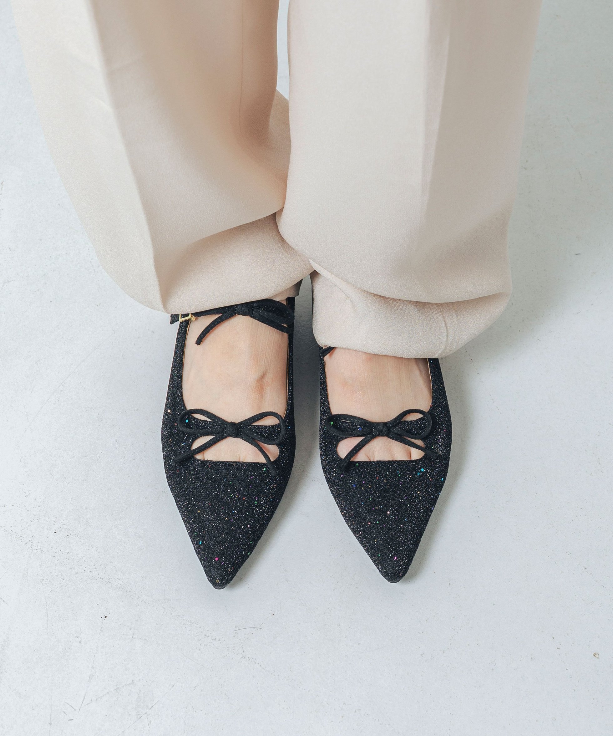 【イーボル/EVOL】の【軽量・柔らかい】ダブルリボンポインテッドパンプス インテリア・キッズ・メンズ・レディースファッション・服の通販 founy(ファニー) 　ファッション　Fashion　レディースファッション　Fashion for Women　オケージョン　Occasion Wear　コンビ　Combo, Combination Style　今季　This Season, Current Season　軽量　Lightweight, Ultra Light　ソックス　Socks, Hosiery　ダブル　Double, Double-Breasted　ヒョウ　Leopard, Animal Print　フェミニン　Feminine, Girly　ラップ　Wrap, Wrap Design　リボン　Ribbon, Bow　レオパード　Leopard, Animal Print　楽ちん　Easy Fit, Comfortable　おすすめ　Recommended / Our Picks　結婚式　Wedding　BLBL|ID: prp329100004844046 ipo3291000000036091430