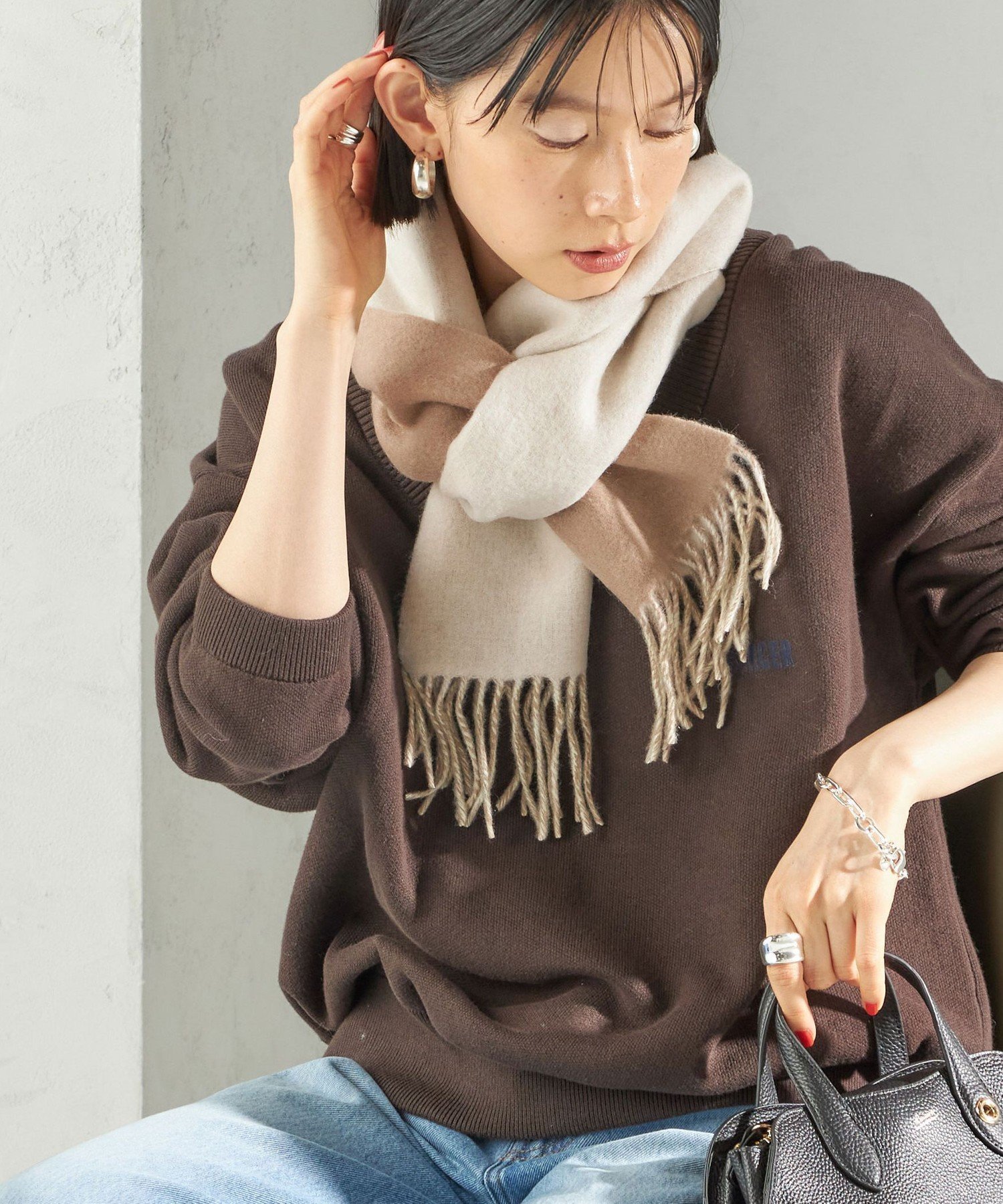 【シップス フォー ウィメン/SHIPS】のカシミヤ リバーシブル マフラー インテリア・キッズ・メンズ・レディースファッション・服の通販 founy(ファニー) 　ファッション　Fashion　レディースファッション　Fashion for Women　マフラー・スヌード / 冬小物の定番　Scarves & Mufflers　2025年　2025　2025-2026秋冬・A/W　Autumn/Winter 2025–26 AW25–26　マフラー　Scarf, Muffler　リバーシブル　Reversible, Two-Sided　オフホワイト|ID: prp329100004844233 ipo3291000000035311626