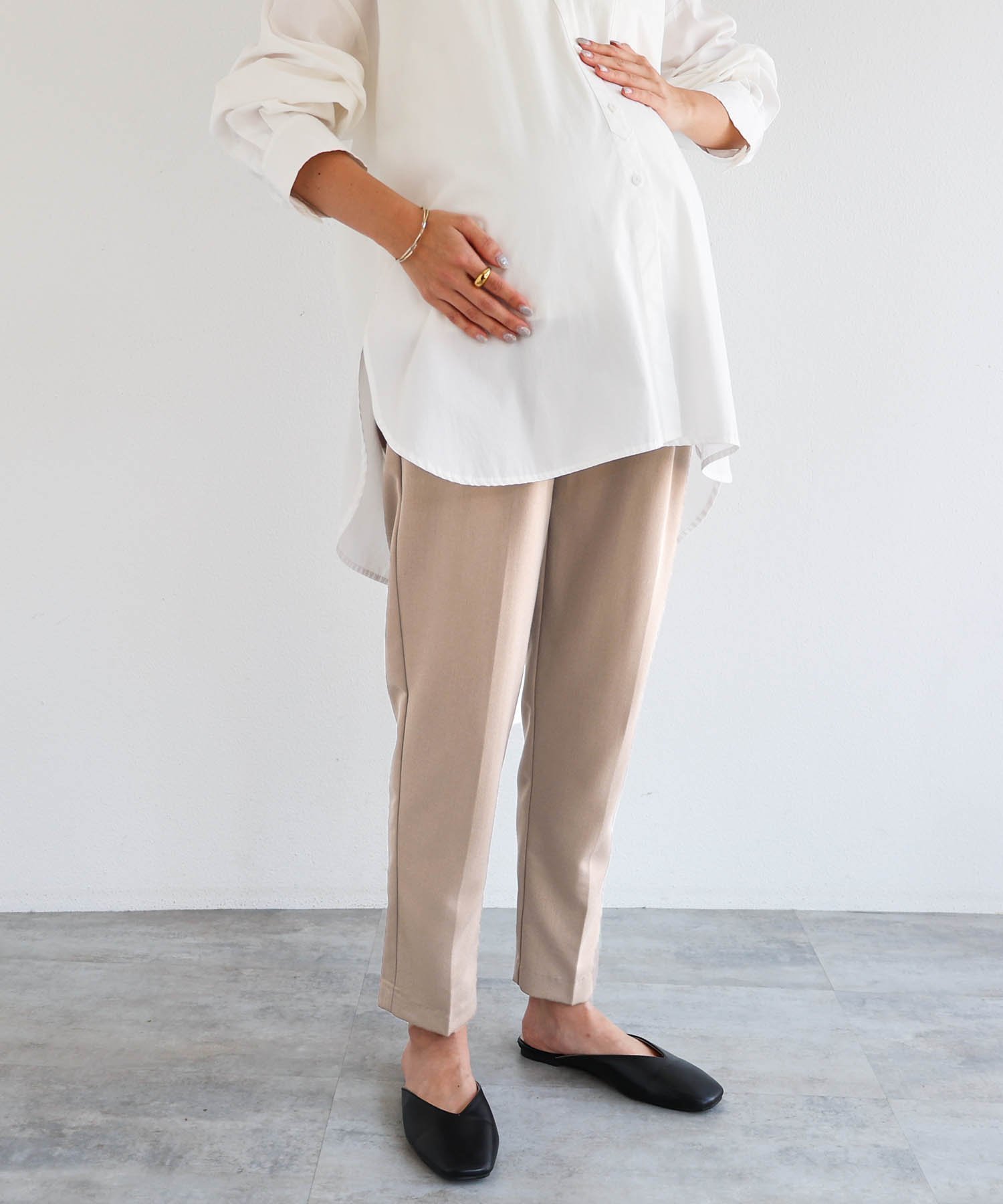 【アンドミー/andme / KIDS】の【マタニティ】ウエストゴム テーパードパンツ インテリア・キッズ・メンズ・レディースファッション・服の通販 founy(ファニー) 　ファッション　Fashion　キッズファッション　Fashion for Kids　ボトムス　Bottoms　カットソー　Cut and Sewn Top　切替　Switching, Contrast Panel　ストレッチ　Stretch, Stretchy Fabric　ツイル　Twist, Twisted Detail　人気　Popular, Best Seller　リアル　Real, Realistic　楽ちん　Easy Fit, Comfortable　モカベージュ|ID: prp329100004844346 ipo3291000000036285500