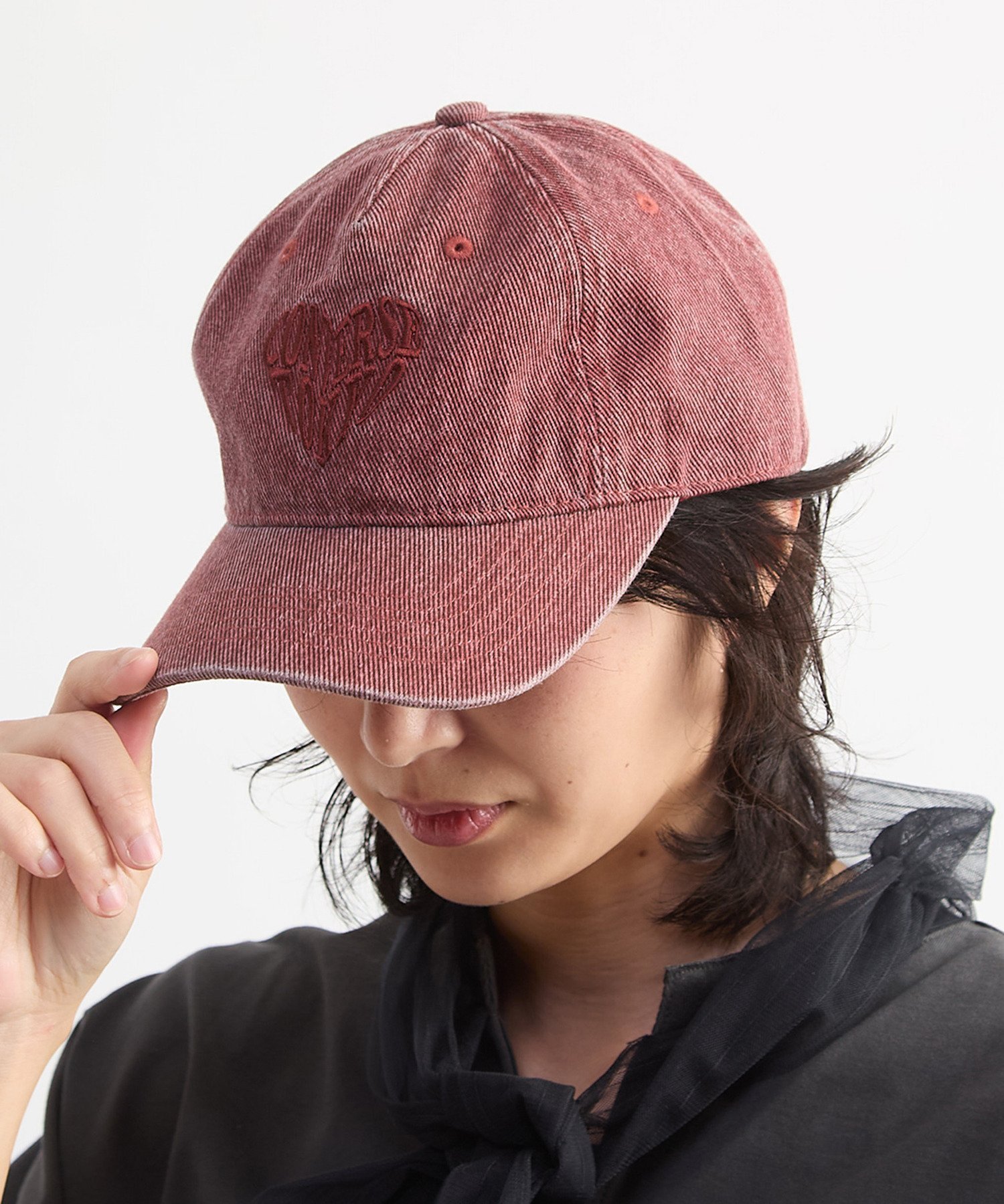 【コンバーストウキョウ/CONVERSE TOKYO】のPIGMENT DYE HEART LOGO CAP インテリア・キッズ・メンズ・レディースファッション・服の通販 founy(ファニー) 　ファッション　Fashion　レディースファッション　Fashion for Women　キャップ　Cap, Baseball Cap　レッド|ID: prp329100004844480 ipo3291000000036248698