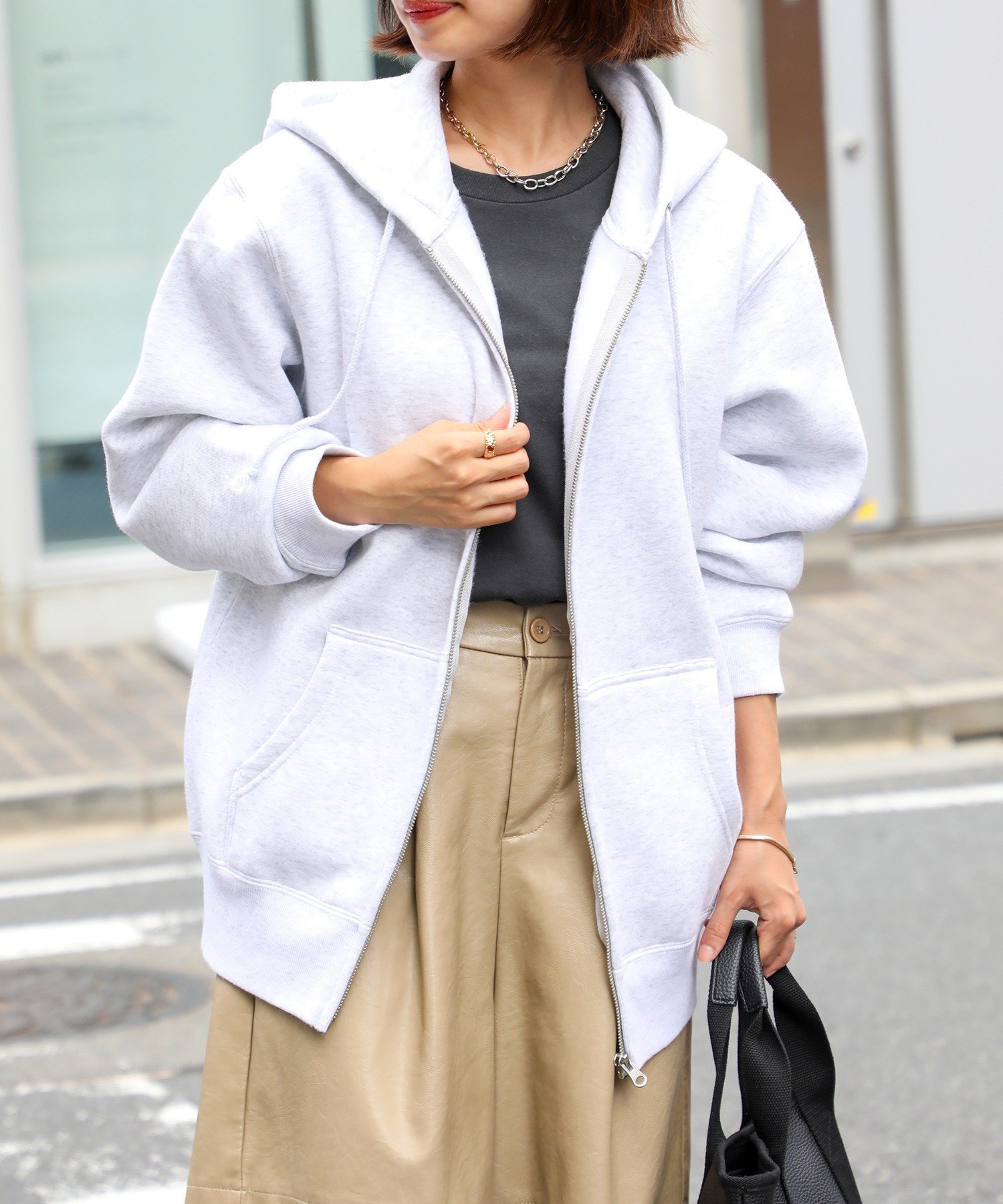 【セットアップセブン/SETUP7】のUnited Athle/10.0オンス T/C スウェット フルジップ パーカー(裏起毛) 5620 インテリア・キッズ・メンズ・レディースファッション・服の通販 founy(ファニー) ファッション Fashion レディースファッション Fashion for Women トップス・カットソー Cut & Sew Tops レディースパーカー・カジュアルフーディー Casual Hoodies & Sweatshirts スウェット・クルーネックトップス Sweatshirts & Crewnecks / Relaxed Fit Sweat Tops アクセサリー Fashion Accessories カーゴパンツ Cargo Pants, Utility Pants シンプル Simple, Minimal スウェット / スエット Sweatshirt, Sweatwear デニム Denim, Jeans Material 定番 Standard, Basic Item ハーフ Half, Half-Length パーカー Hoodie, Parka プリント Print, Printed Pattern ボトム Bottoms, Lower Wear 再入荷 Restock / Back in Stock おすすめ Recommended / Our Picks スマホショルダーバッグ Smartphone Shoulder Bag ASH|ID: prp329100004844982 ipo3291000000035328777