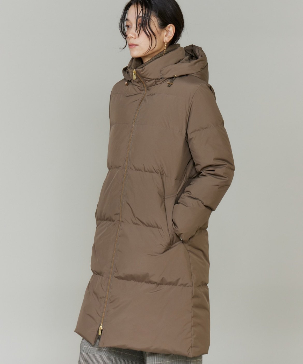 【イネド/INED】のロング丈 スタンドカラーダウンコート 人気、トレンドファッション・服の通販 founy(ファニー) 　ファッション　Fashion　レディースファッション　Fashion for Women　アウター　Coat / Outerwear Collection　コート・ロングコート・ピーコート　Long Coats, Peacoats & More　ダウンジャケット・軽量ダウン　Warm & Lightweight Down Jackets　軽量　Lightweight, Ultra Light　スタンド　Stand Collar, Upright Stand　スマート　Smart, Elegant　ダウン　Down, Puffer　バランス　Balance, Style Balance　フェザー　Feather, Feather Detail　ポケット　Pocket, Pocket Detail　防寒　Cold Protection, Winter-Ready　リブニット　Rib Knit, Ribbed Knit　ロング　Long, Long-Length　 other-1|ID: prp329100004845211 ipo3291000000036216185