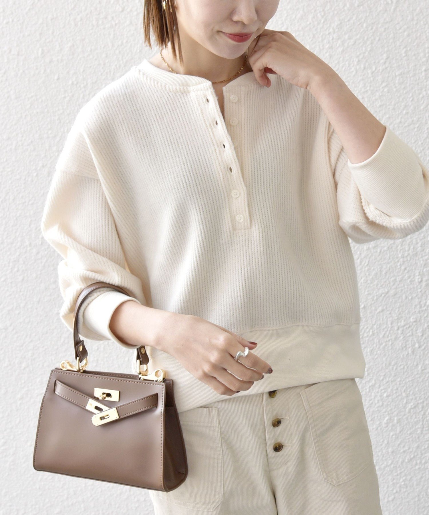 【シップス フォー ウィメン/SHIPS】のSHIPS any 手洗い可能 起毛 ワッフル ヘンリーネック コンパクト プルオーバー インテリア・キッズ・メンズ・レディースファッション・服の通販 founy(ファニー) 　ファッション　Fashion　レディースファッション　Fashion for Women　トップス・カットソー　Cut & Sew Tops　カジュアルプルオーバー・ニットトップス　Pullovers & Knit Tops / Casual Pullovers　オレンジ　Orange　洗える　Machine Washable　カットソー　Cut and Sewn Top　コンパクト　Compact, Small Size　ショート　Short, Short Length　タートル　Turtleneck, Turtle Collar　バランス　Balance, Style Balance　ボトム　Bottoms, Lower Wear　リラックス　Relax, Relaxed Fit　ワッフル　Waffle, Waffle Knit　おすすめ　Recommended / Our Picks　2025年　2025　2025-2026秋冬・A/W　Autumn/Winter 2025–26 AW25–26　オフホワイト|ID: prp329100004845238 ipo3291000000035331380